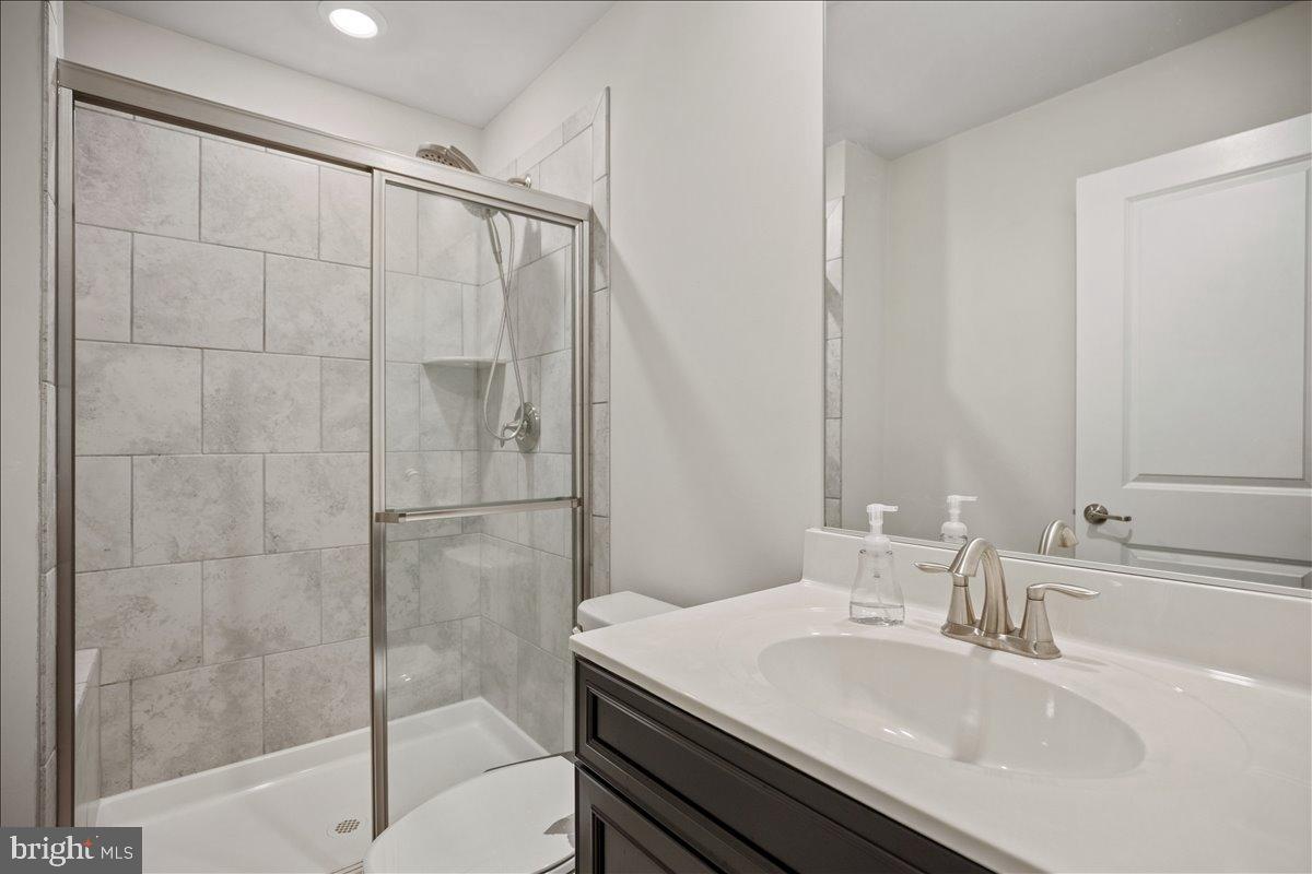 THE WOODS AT MYRTLE POINT - Residential