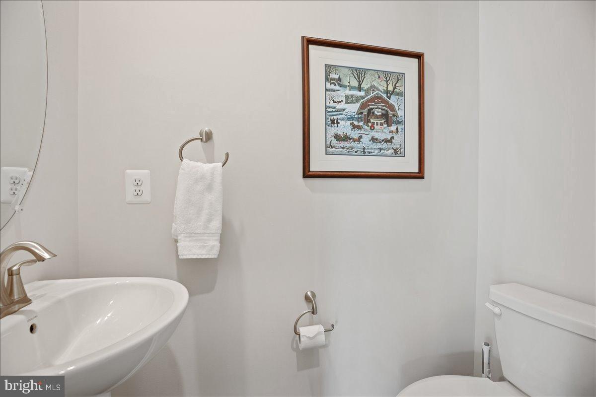 THE WOODS AT MYRTLE POINT - Residential