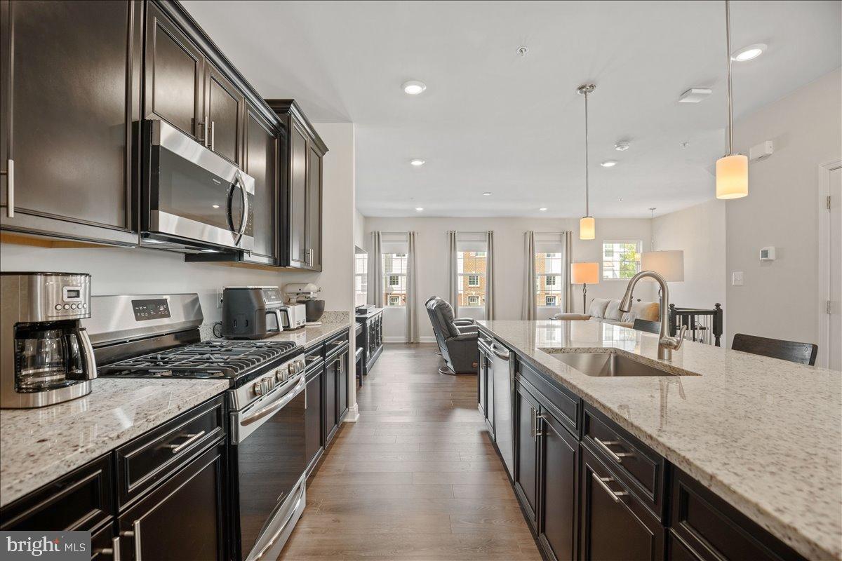 THE WOODS AT MYRTLE POINT - Residential