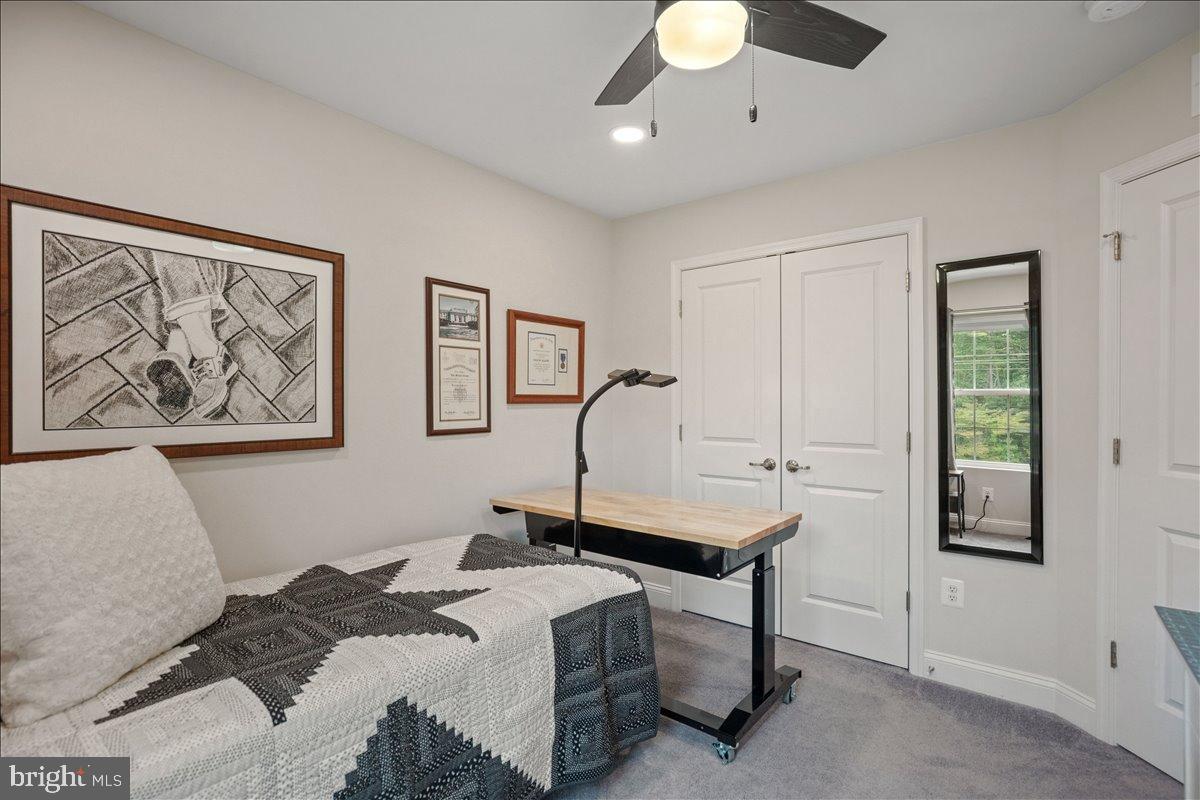 THE WOODS AT MYRTLE POINT - Residential