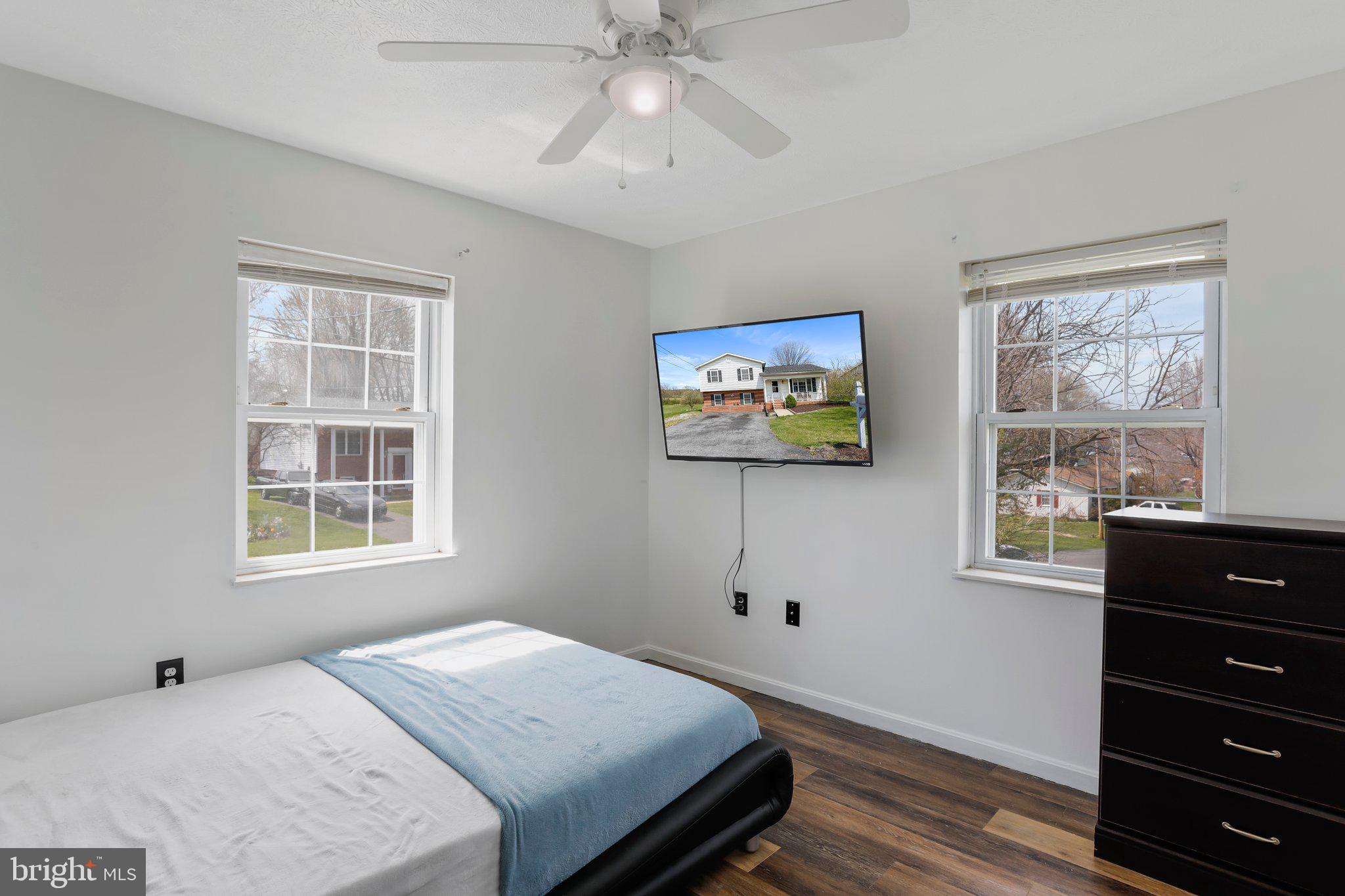 PIKEVIEW ACRES WEST - Residential