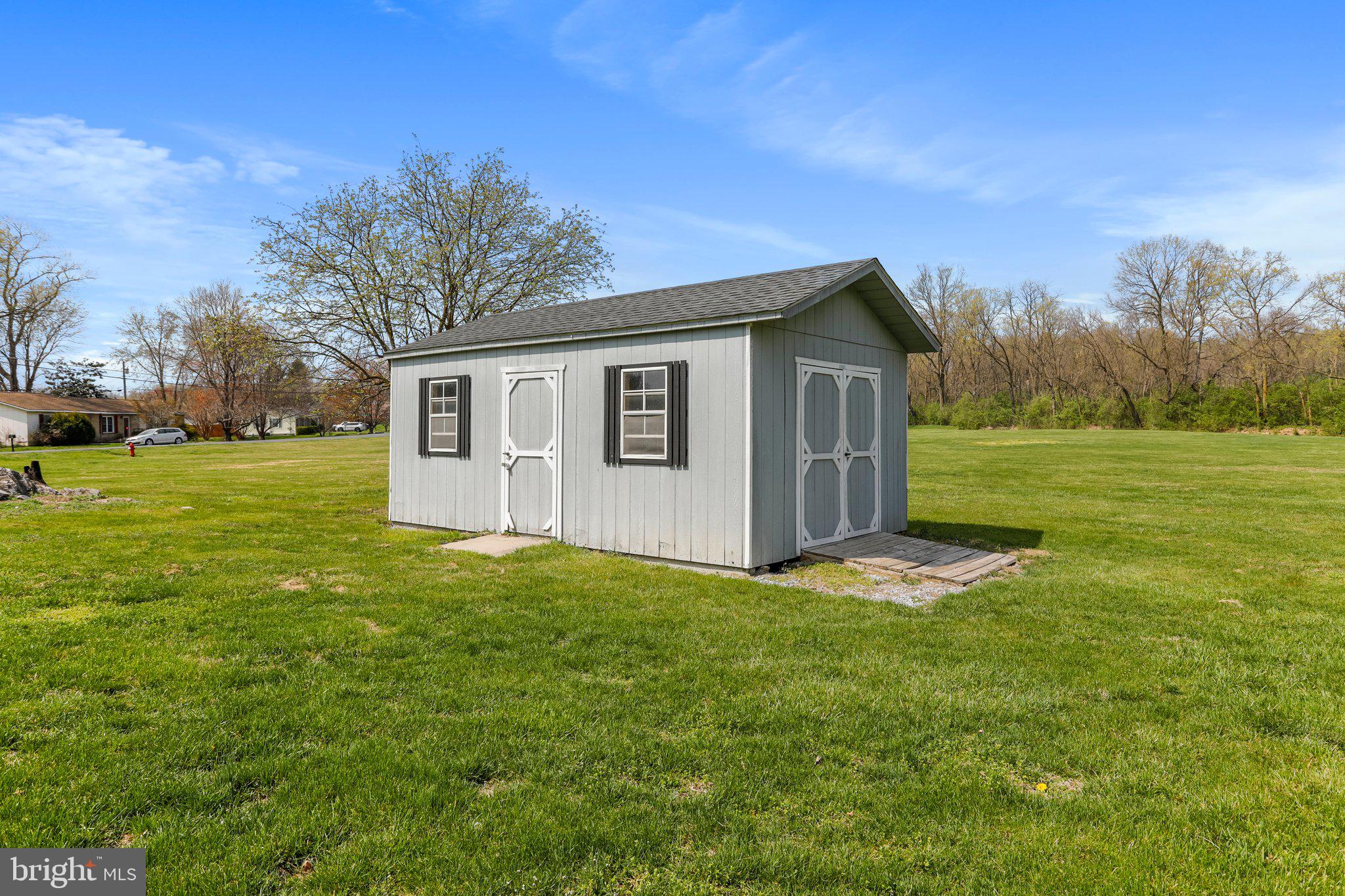 PIKEVIEW ACRES WEST - Residential