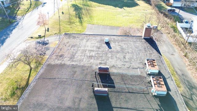 YORKVILLE - Commercial Sale