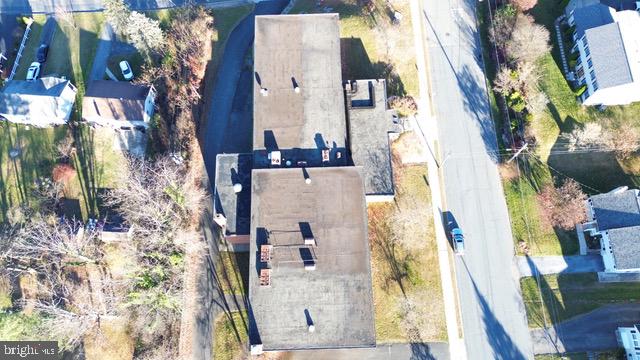 YORKVILLE - Commercial Sale