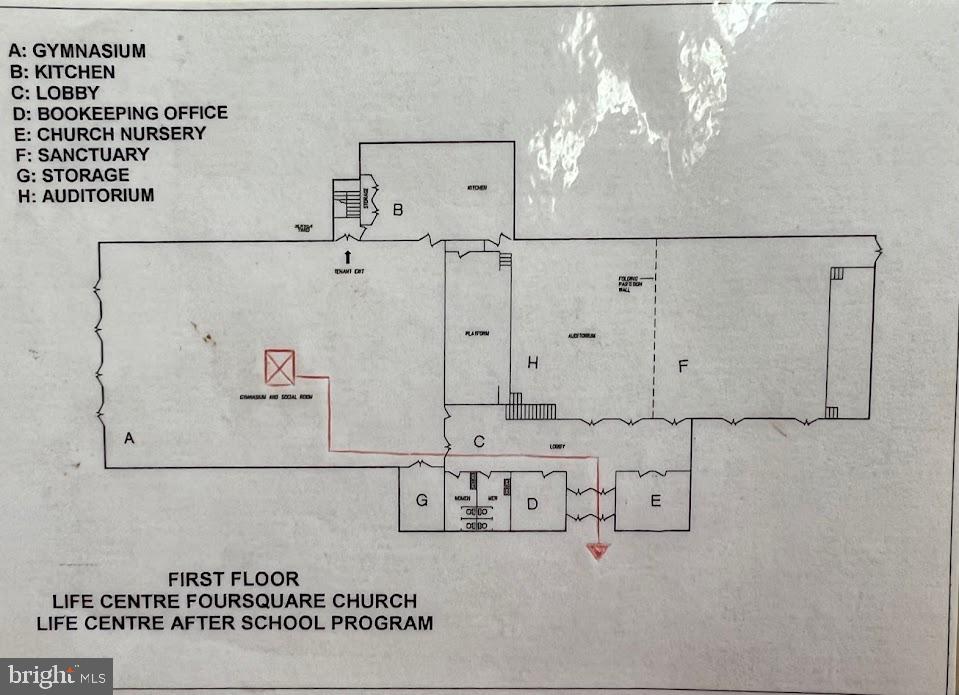 YORKVILLE - Commercial Sale