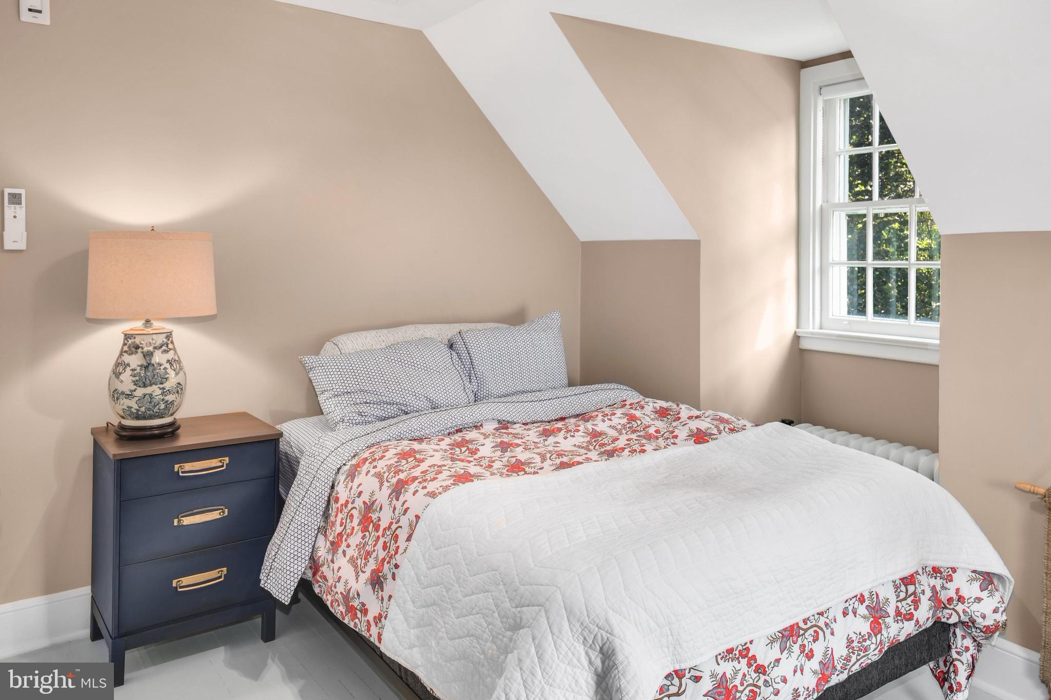 ROSEMONT - Residential