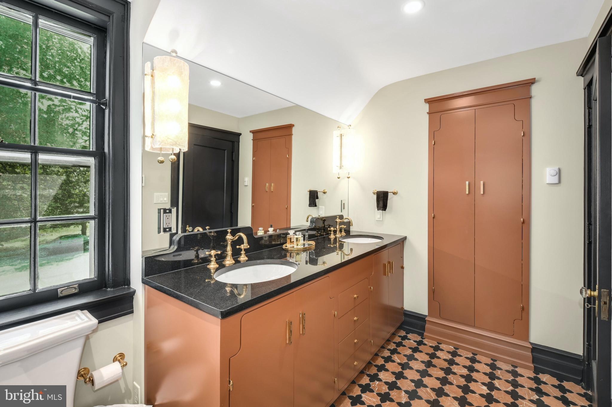 ROSEMONT - Residential