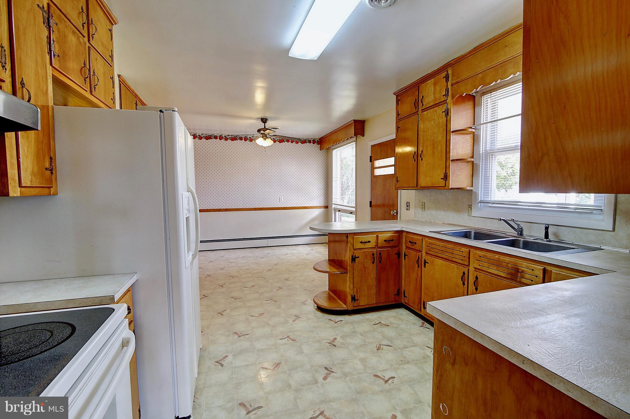 LONG MEADOW - Residential