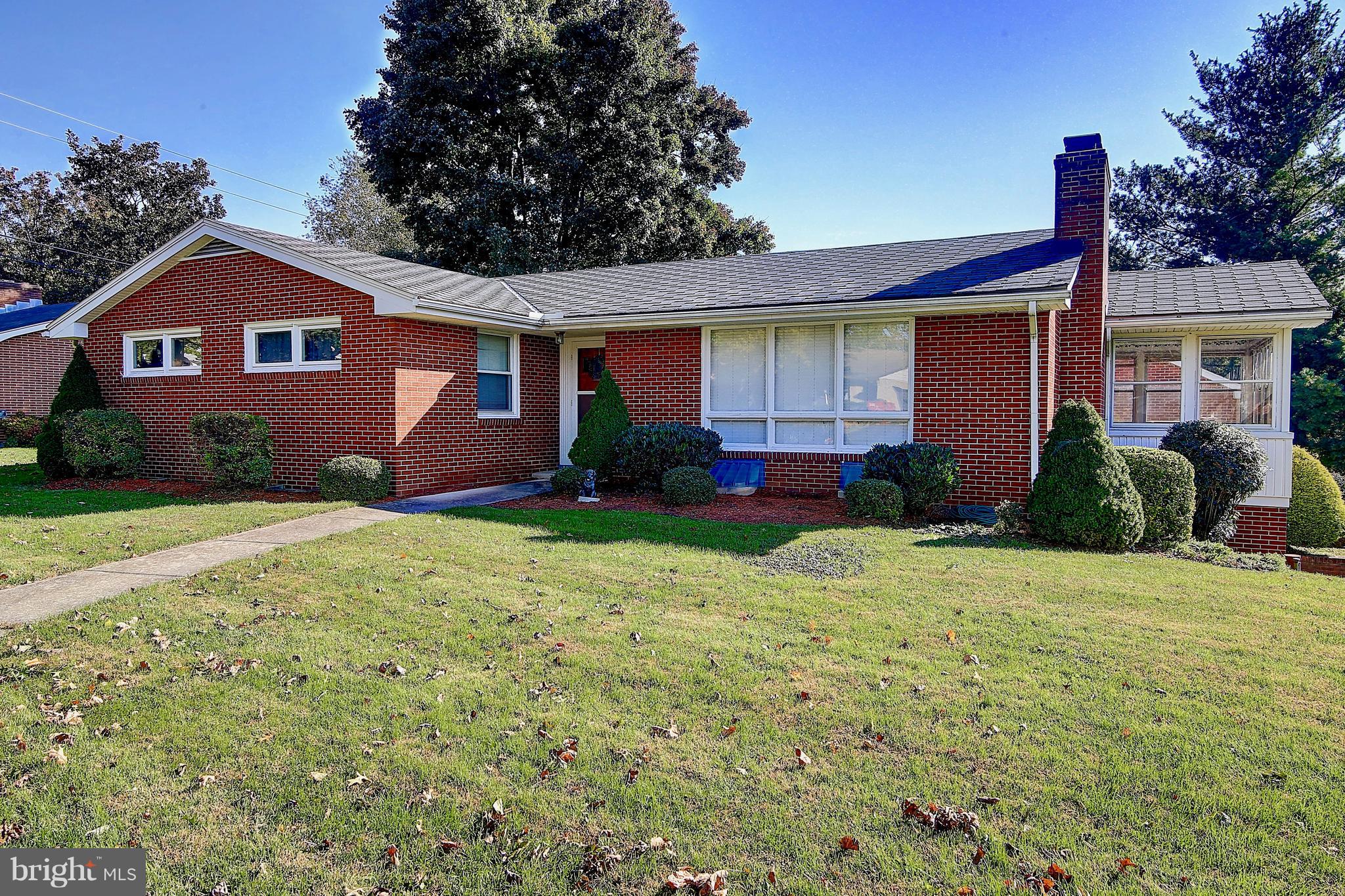 LONG MEADOW - Residential