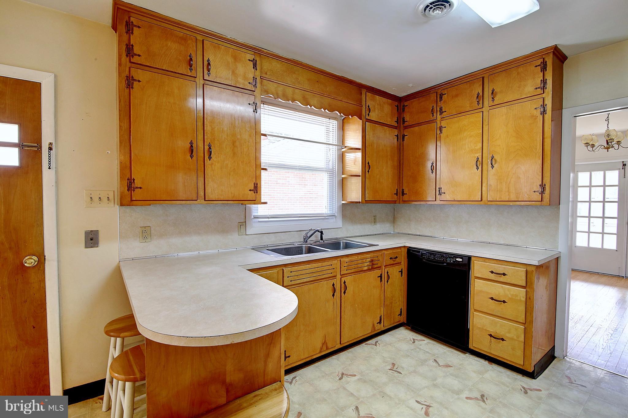 LONG MEADOW - Residential