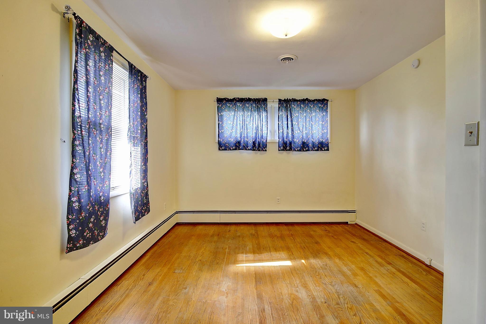 LONG MEADOW - Residential