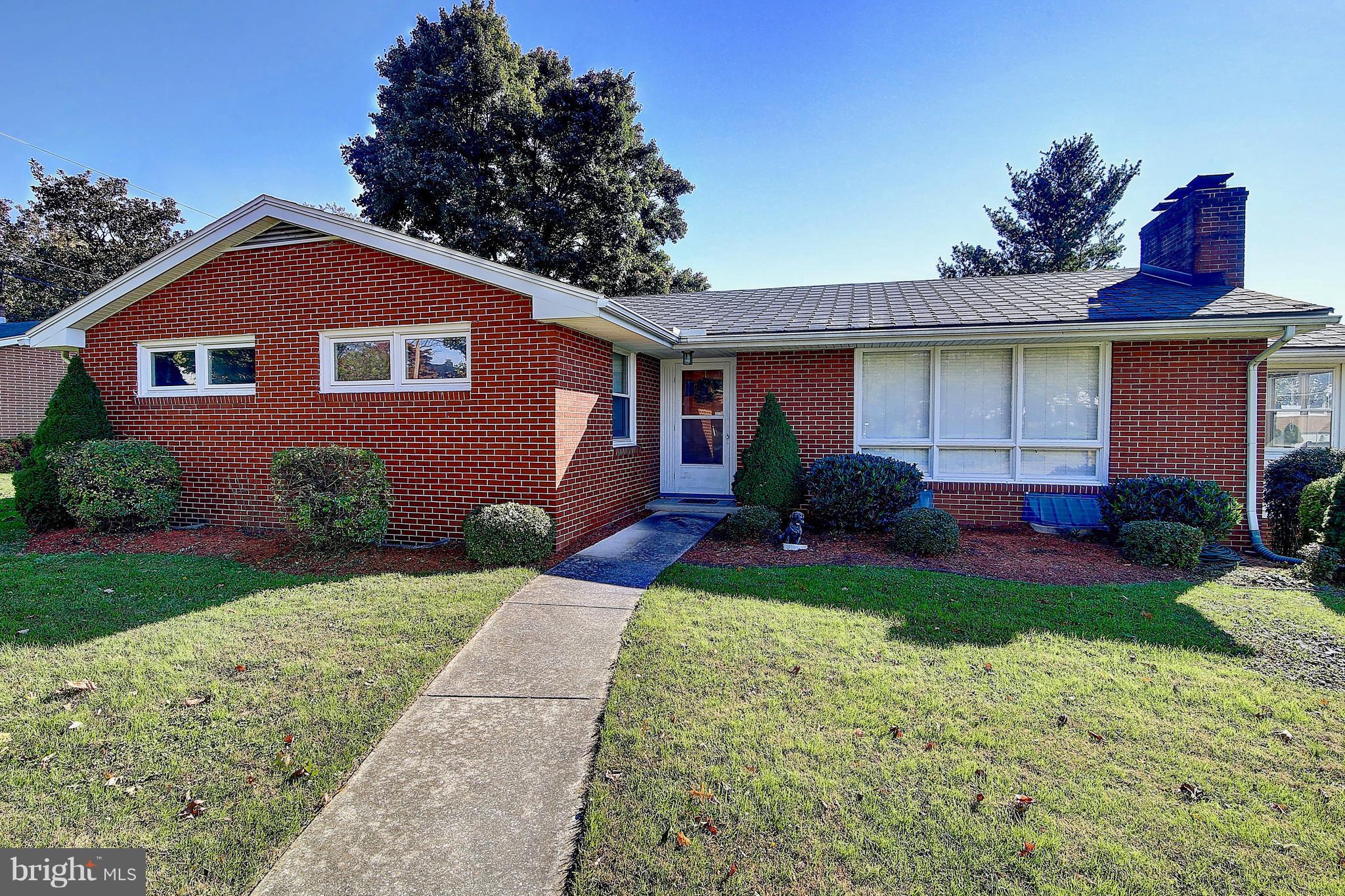 LONG MEADOW - Residential