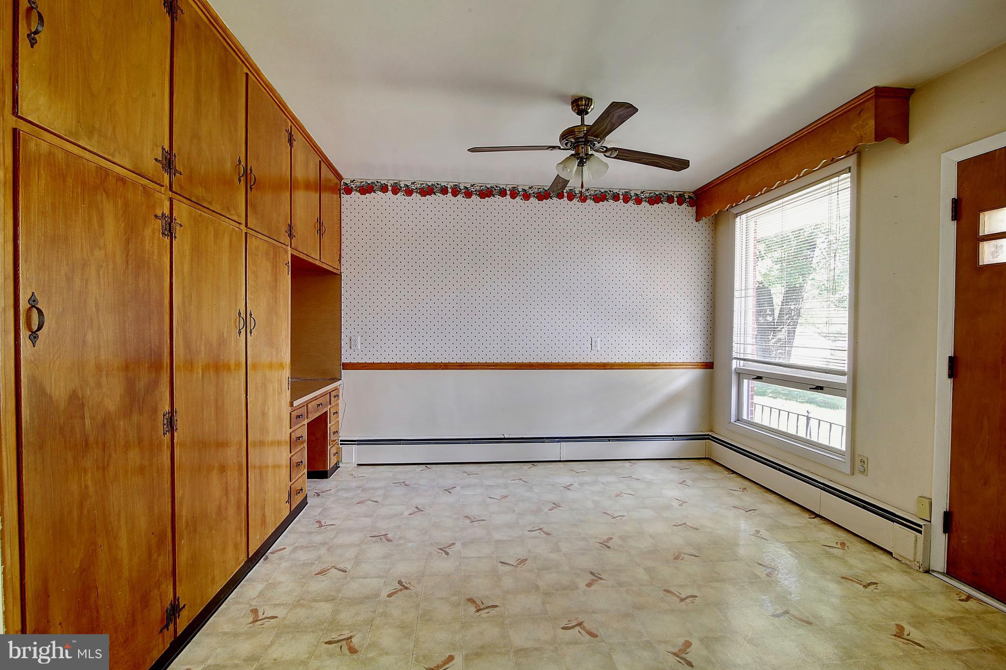 LONG MEADOW - Residential