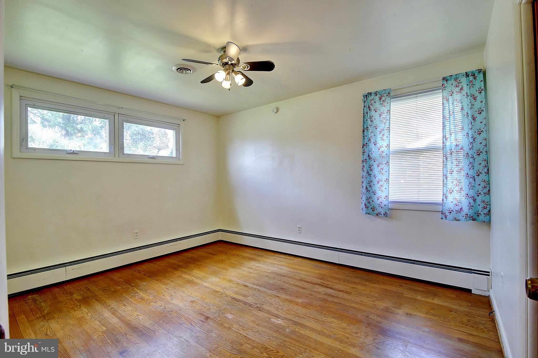 LONG MEADOW - Residential