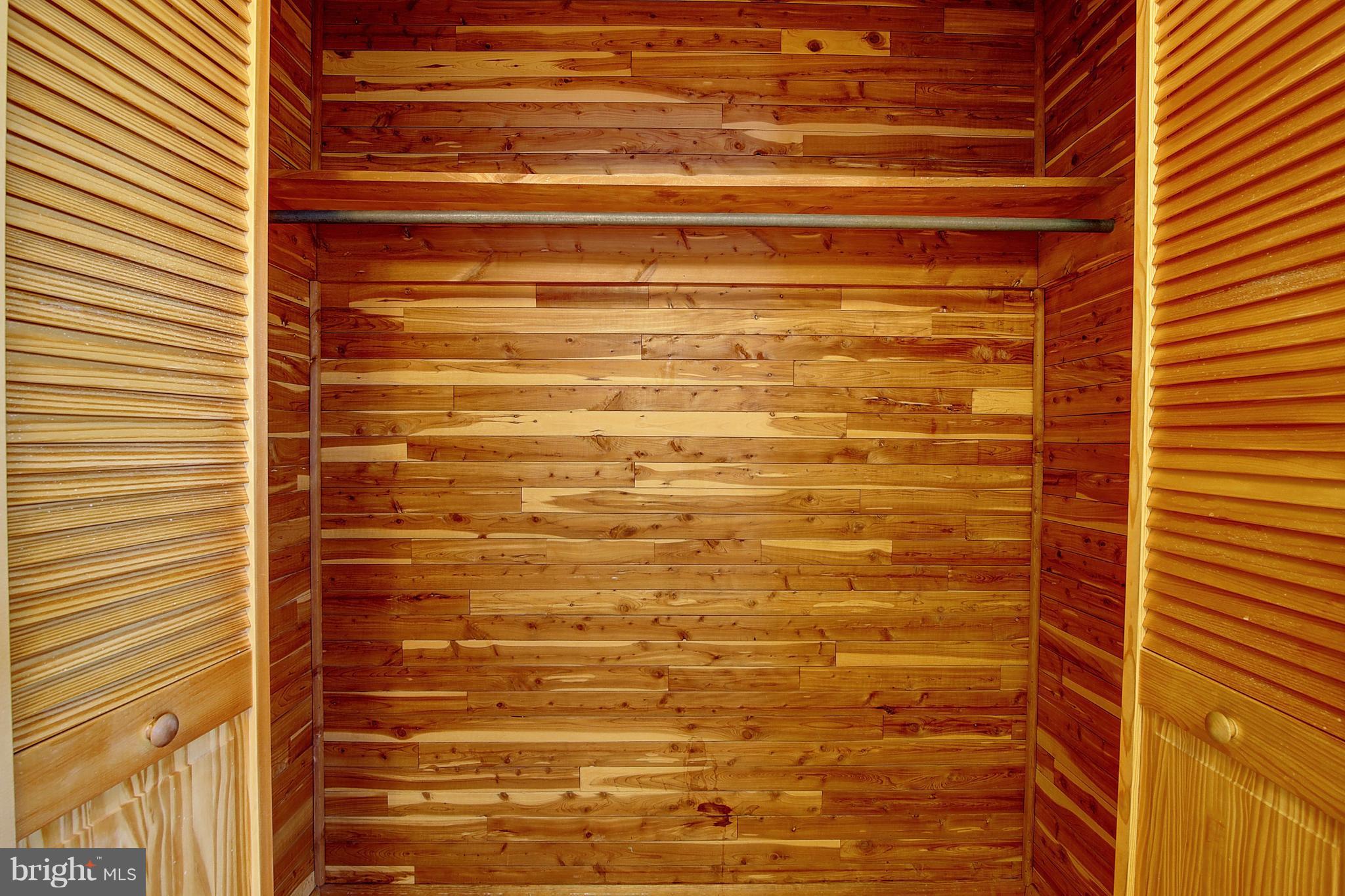 LONG MEADOW - Residential