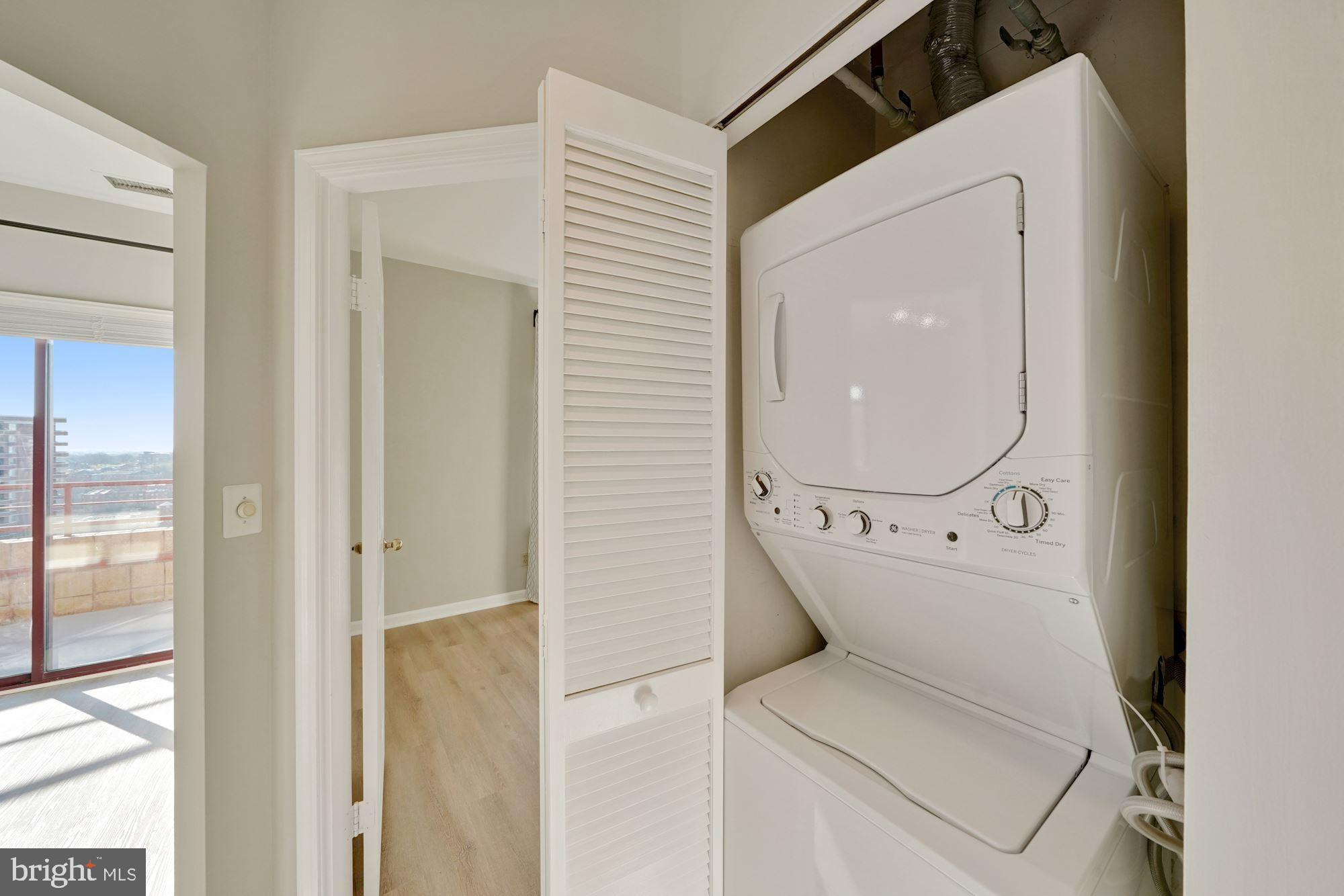 COURTHOUSE - Residential Lease