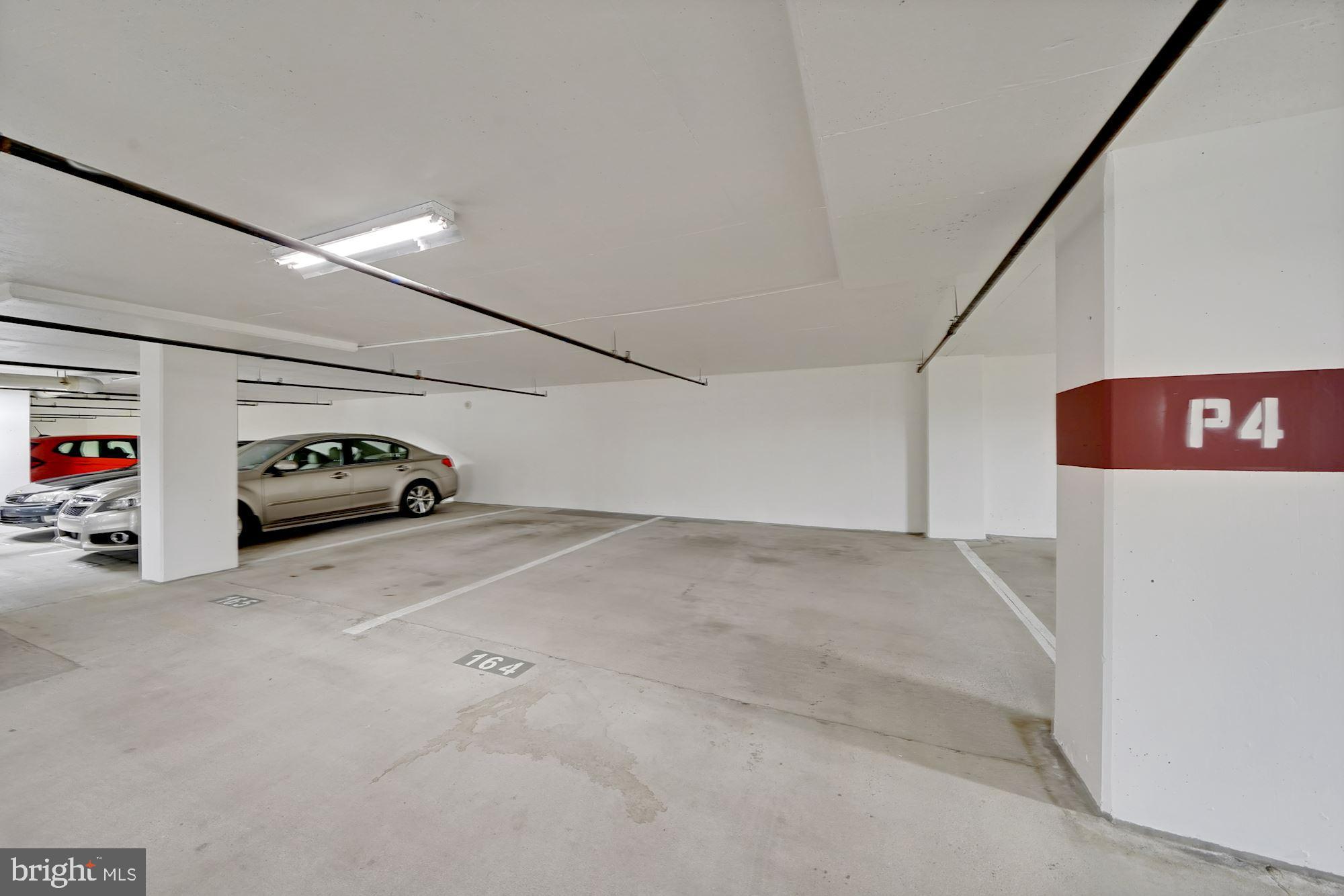 COURTHOUSE - Residential Lease