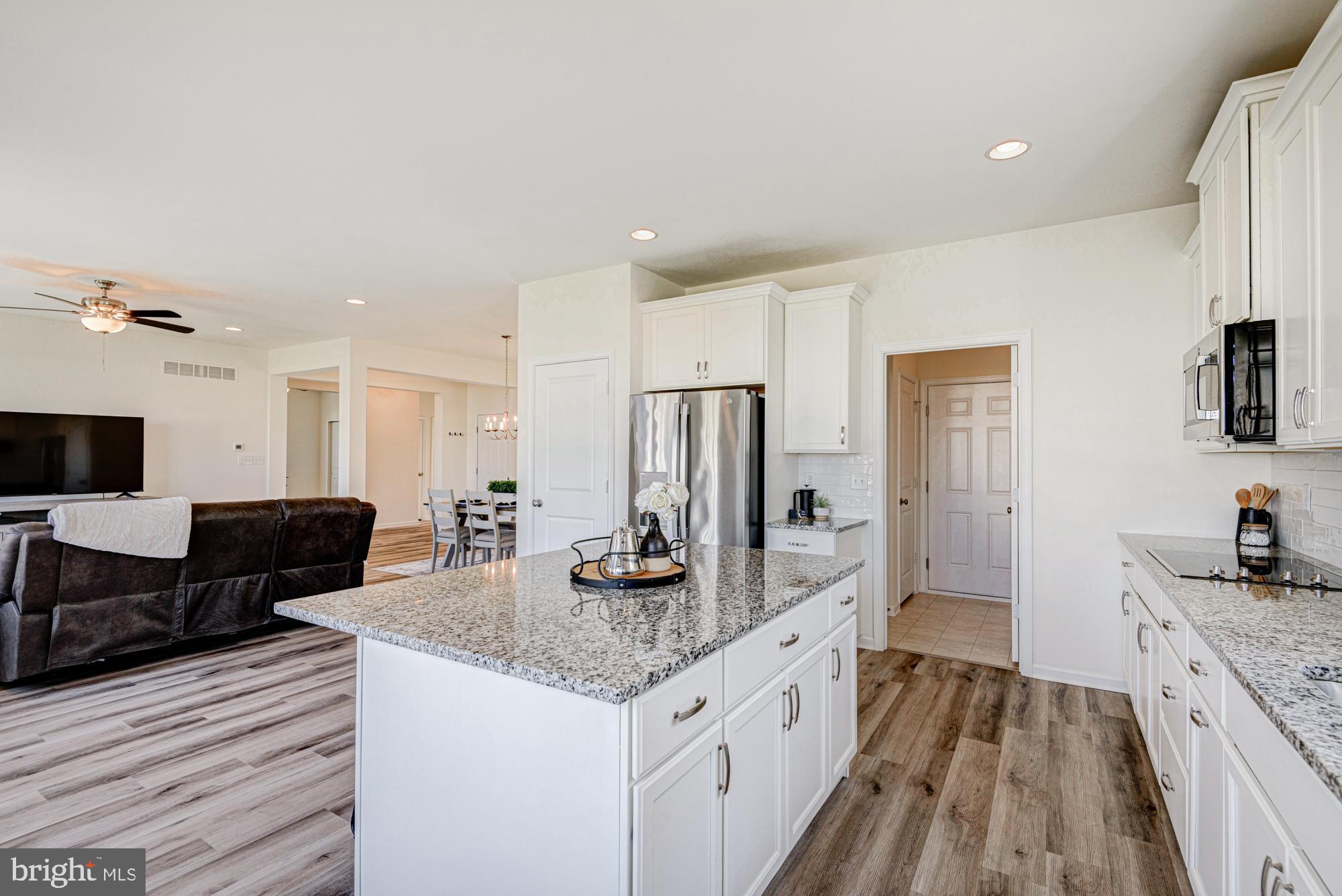 VILLAGE OF BAYBERRY - Residential