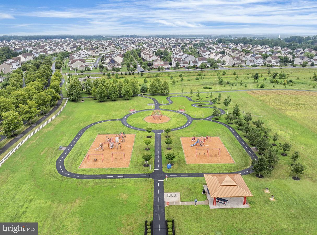 VILLAGE OF BAYBERRY - Residential