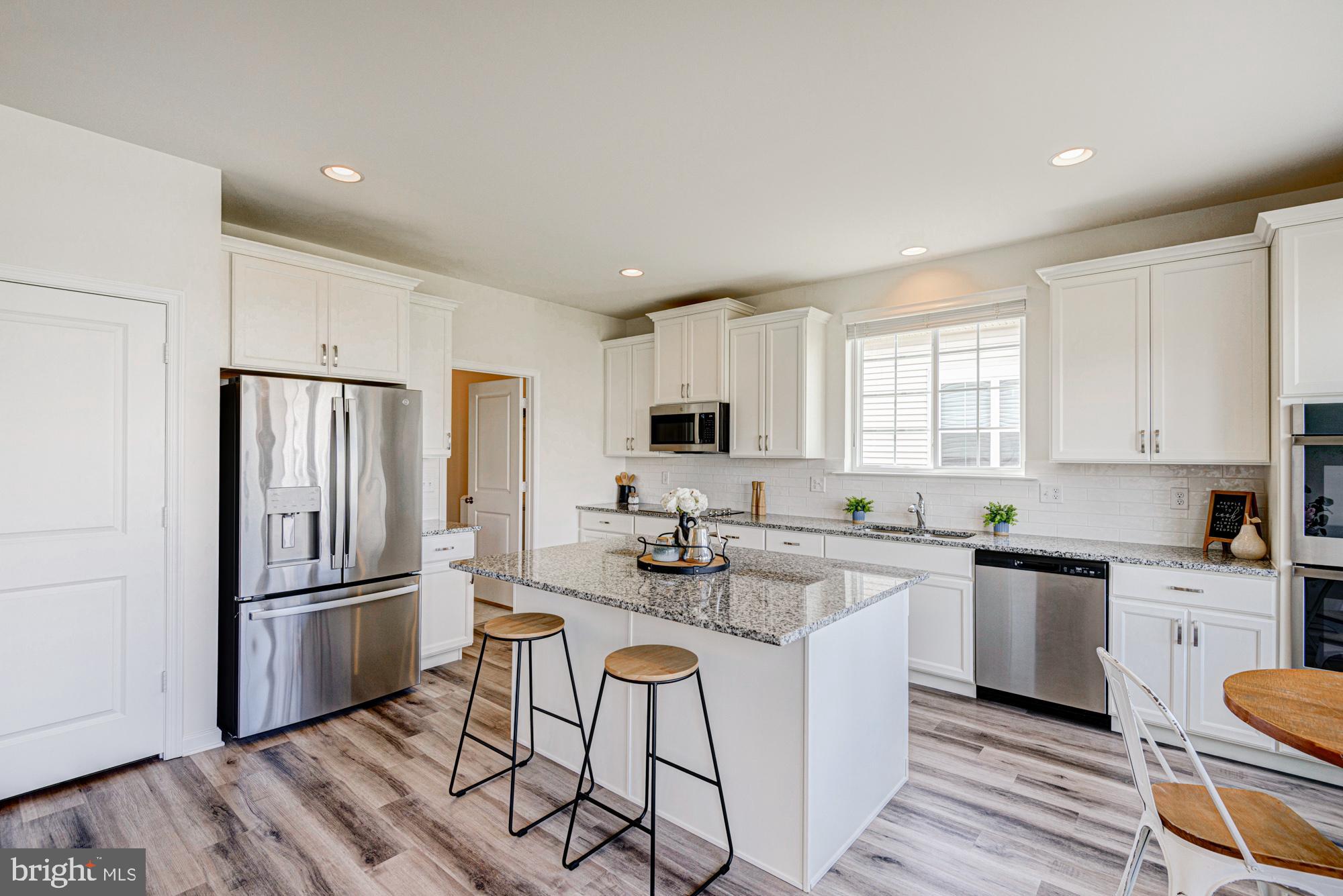 VILLAGE OF BAYBERRY - Residential