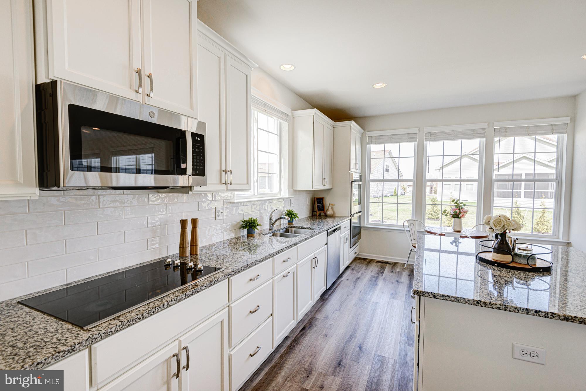 VILLAGE OF BAYBERRY - Residential