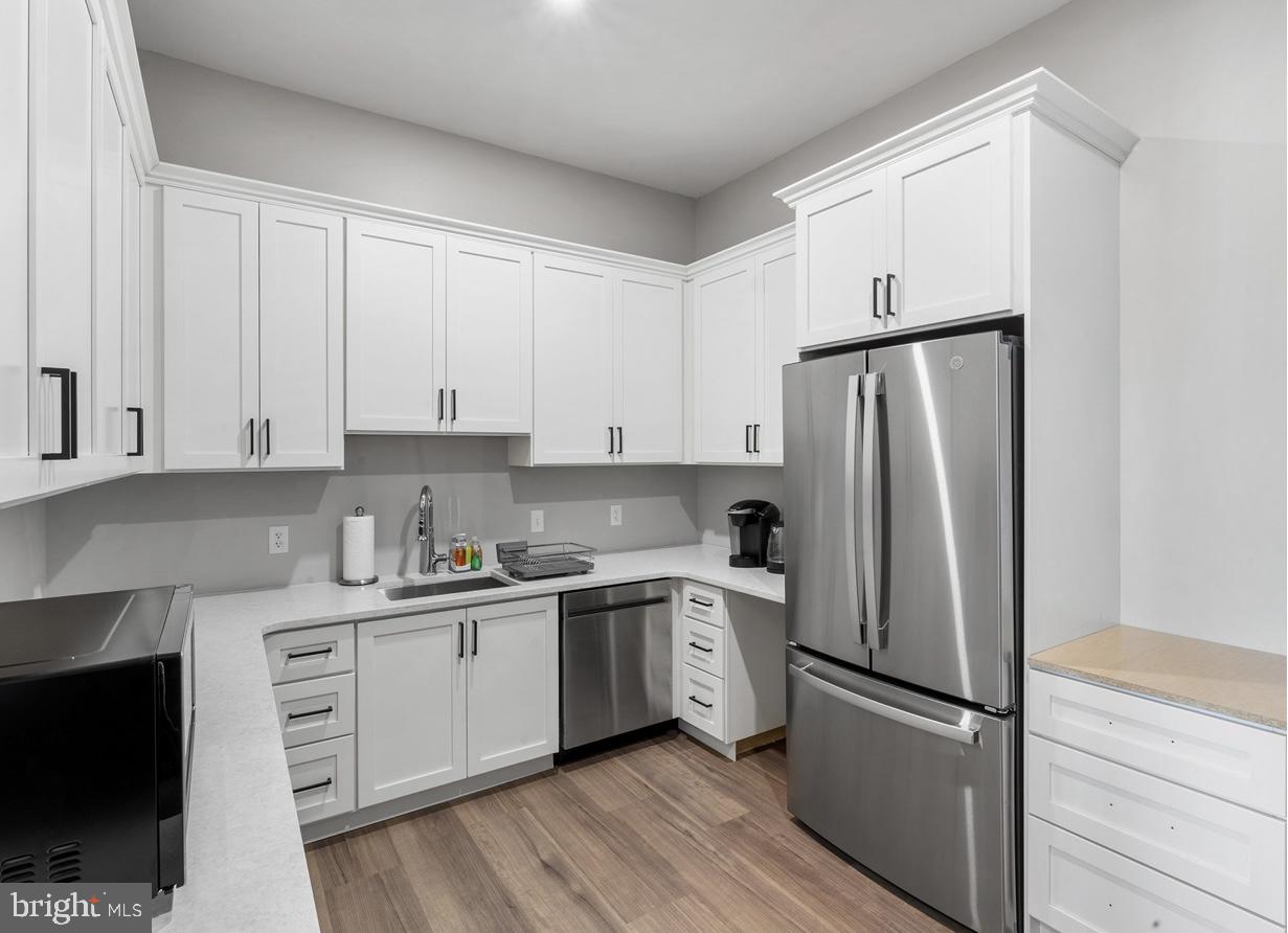 VILLAGE OF BAYBERRY - Residential