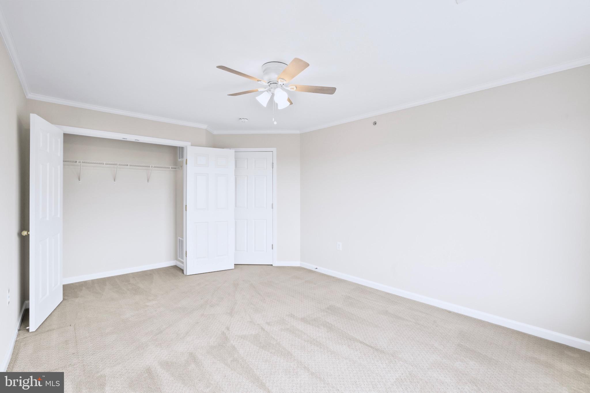 CENTREVILLE CROSSING - Residential