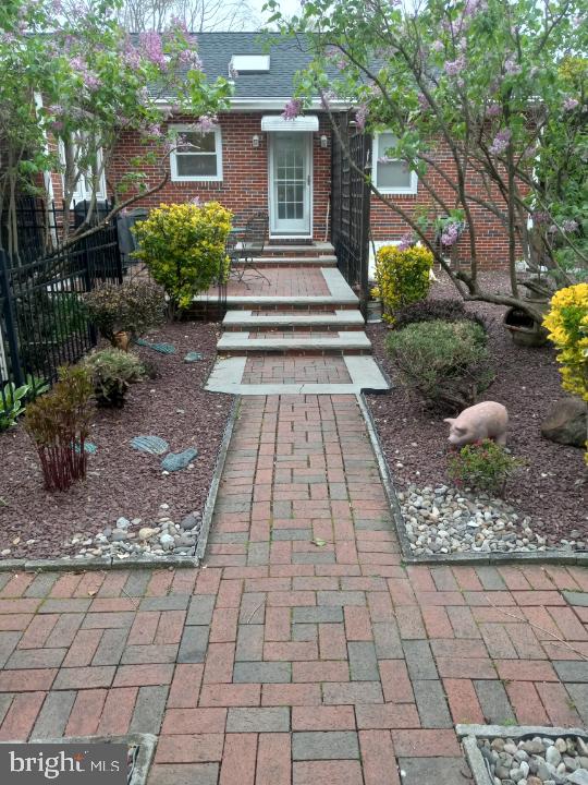 108 ORCHARD AVENUE