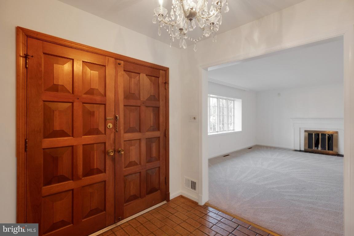 VILLAMAY - Residential