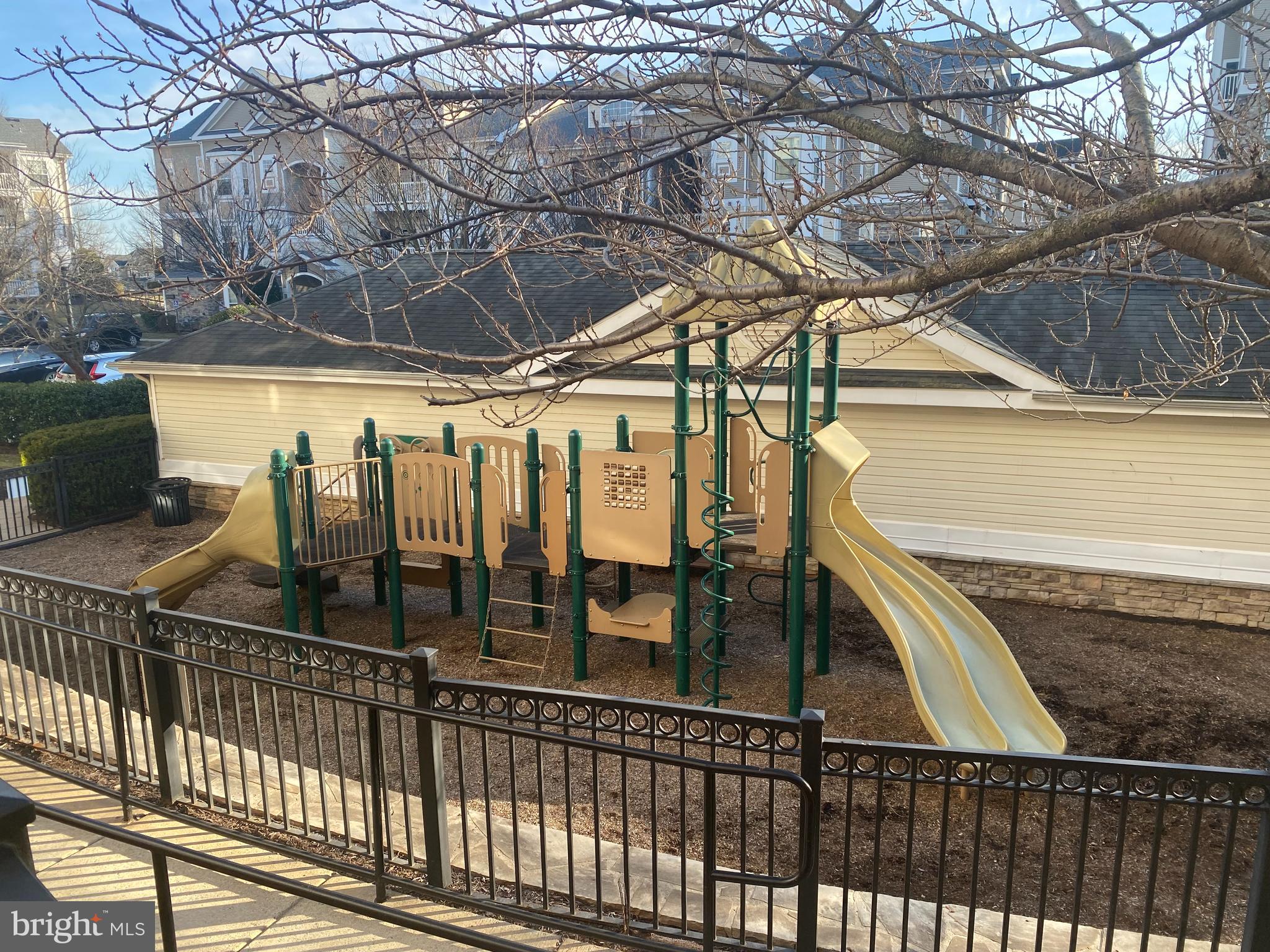 WESTCHESTER AT STRATFORD - Residential Lease