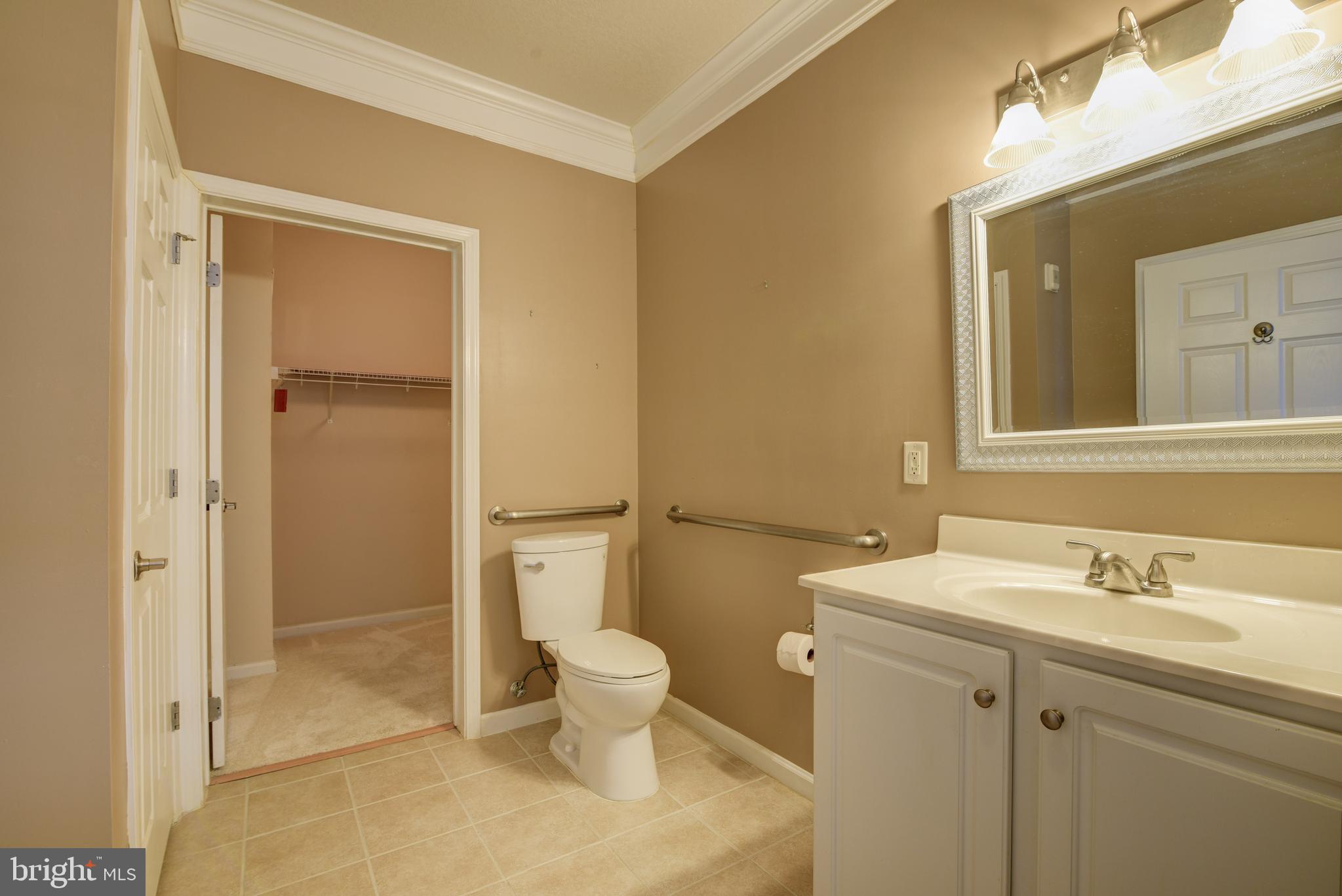 WESTCHESTER AT STRATFORD - Residential Lease