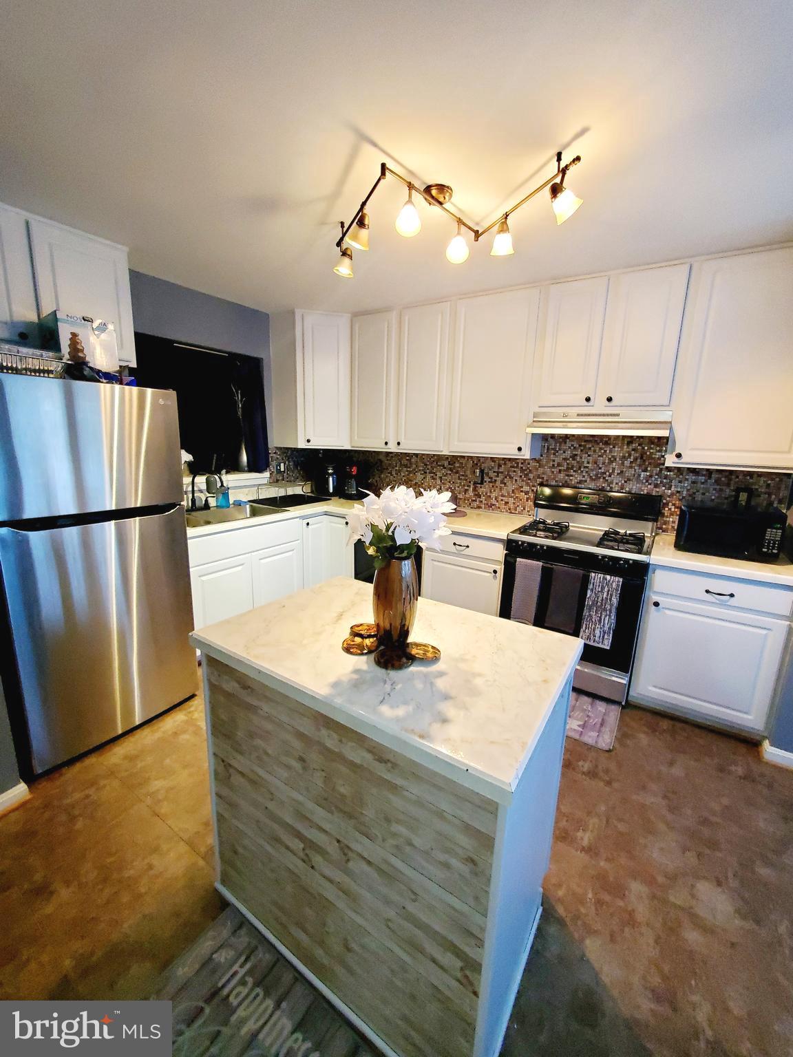 KINGSVIEW SUB - Residential