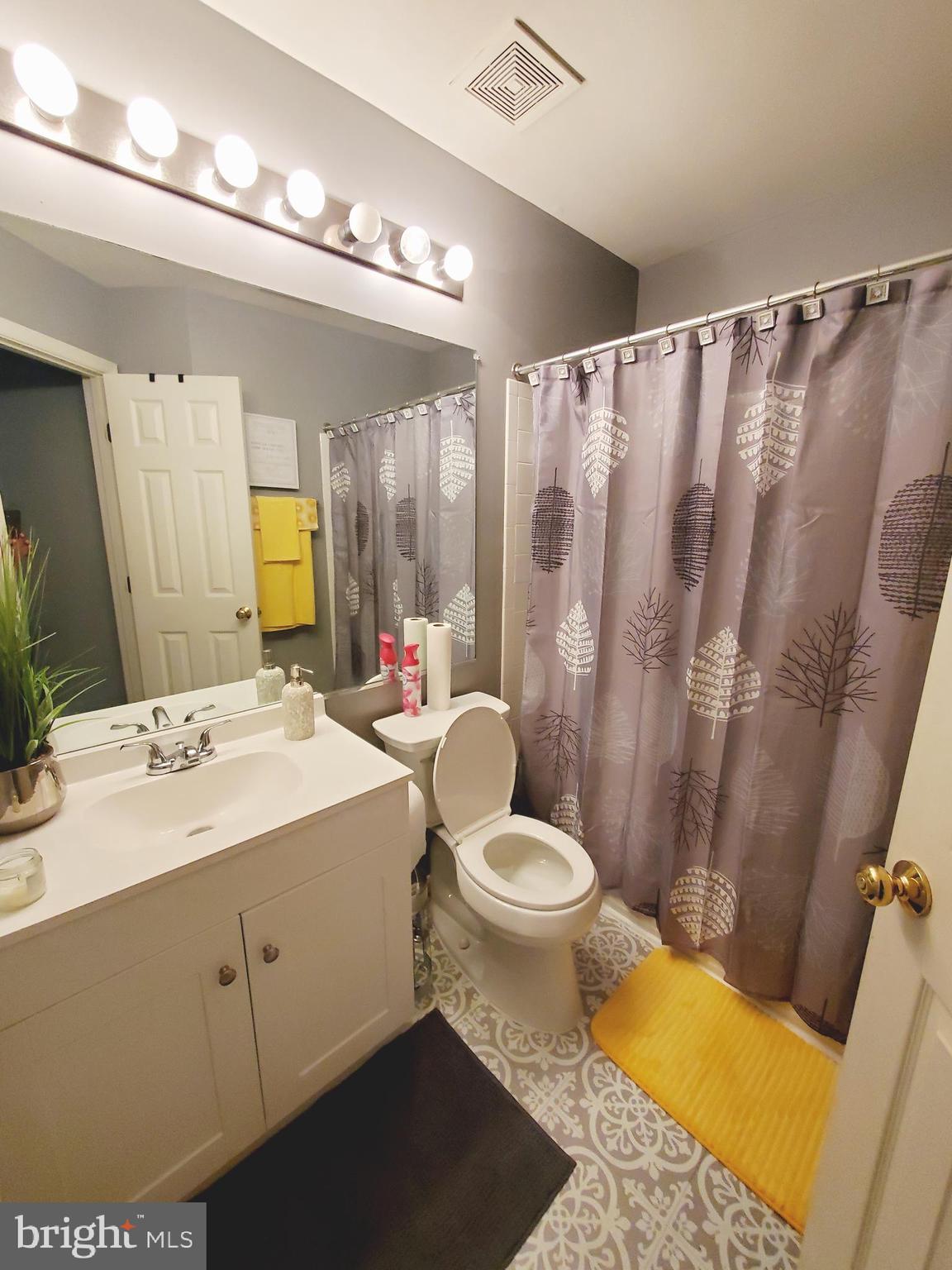 KINGSVIEW SUB - Residential