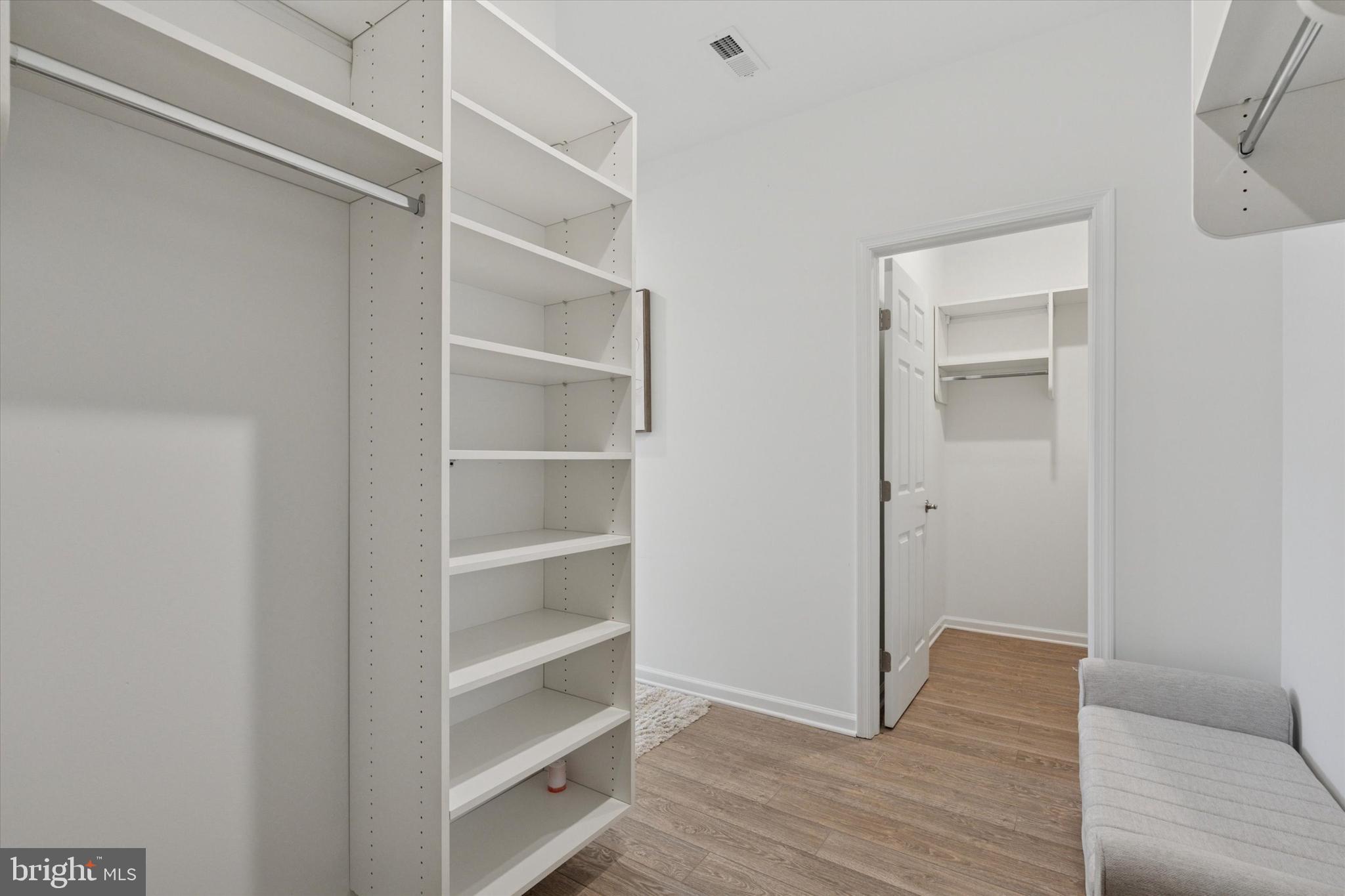 RADCLIFFE COURT - Residential