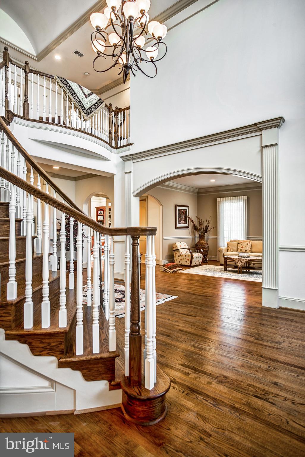 MONTICELLO OF MCLEAN - Residential