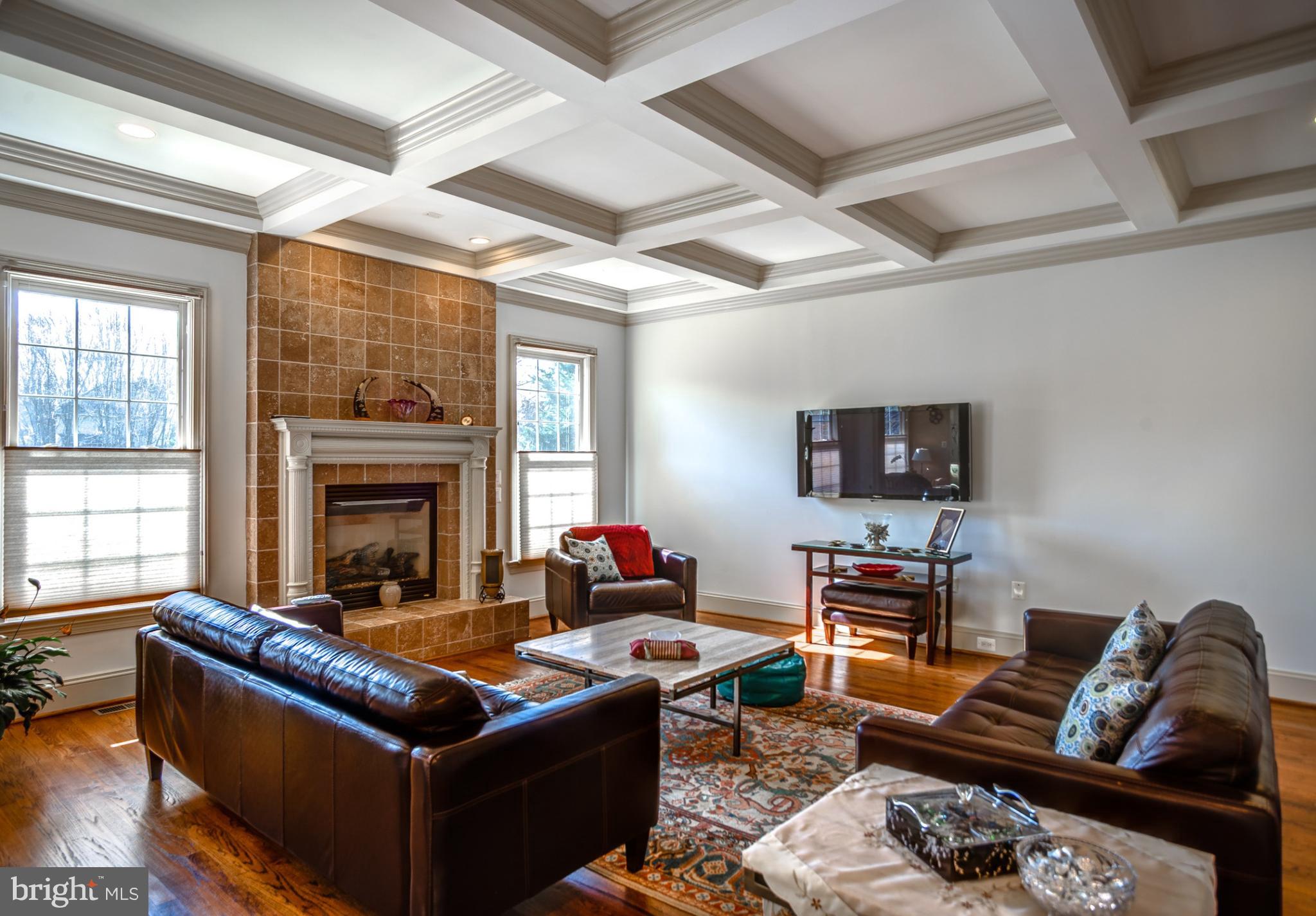 MONTICELLO OF MCLEAN - Residential