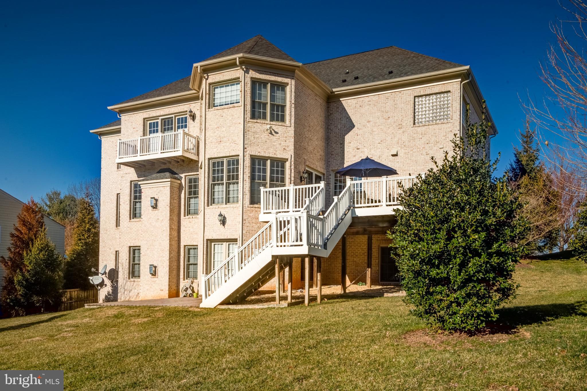 MONTICELLO OF MCLEAN - Residential