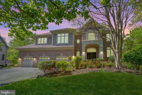 12016 CREEKBEND DRIVE RESTON VA 20194