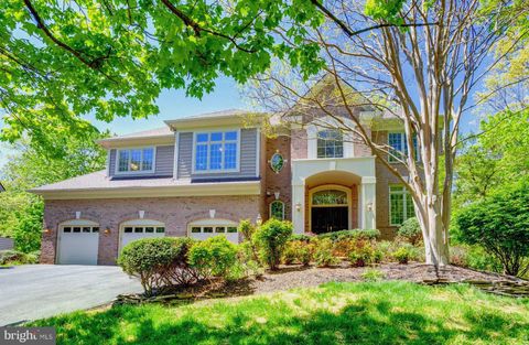 12016 CREEKBEND DRIVE RESTON VA 20194