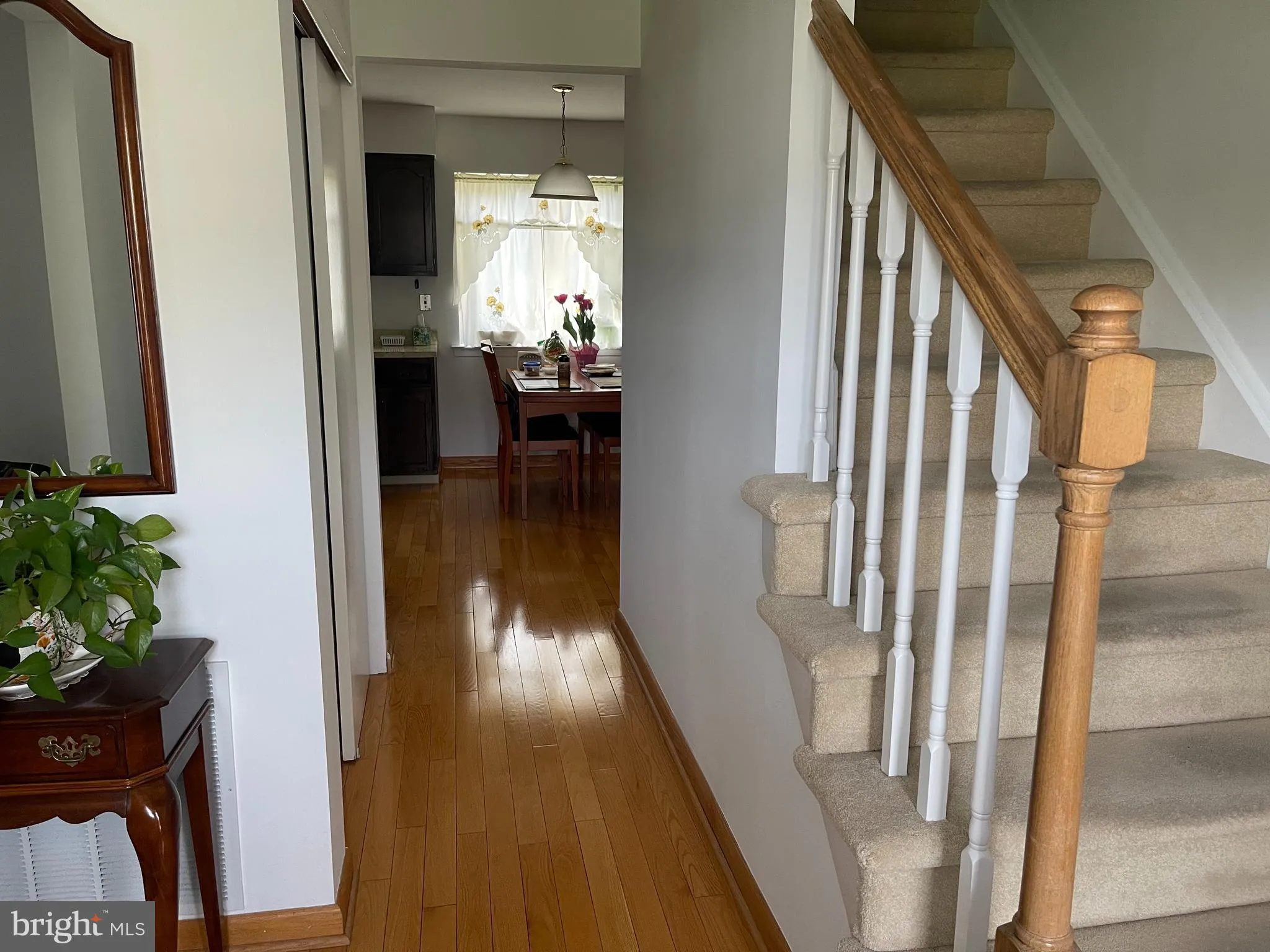 Hightstown, New Jersey 08520, United States, 4 Bedrooms Bedrooms, ,2 BathroomsBathrooms,Residential,Pending,103950