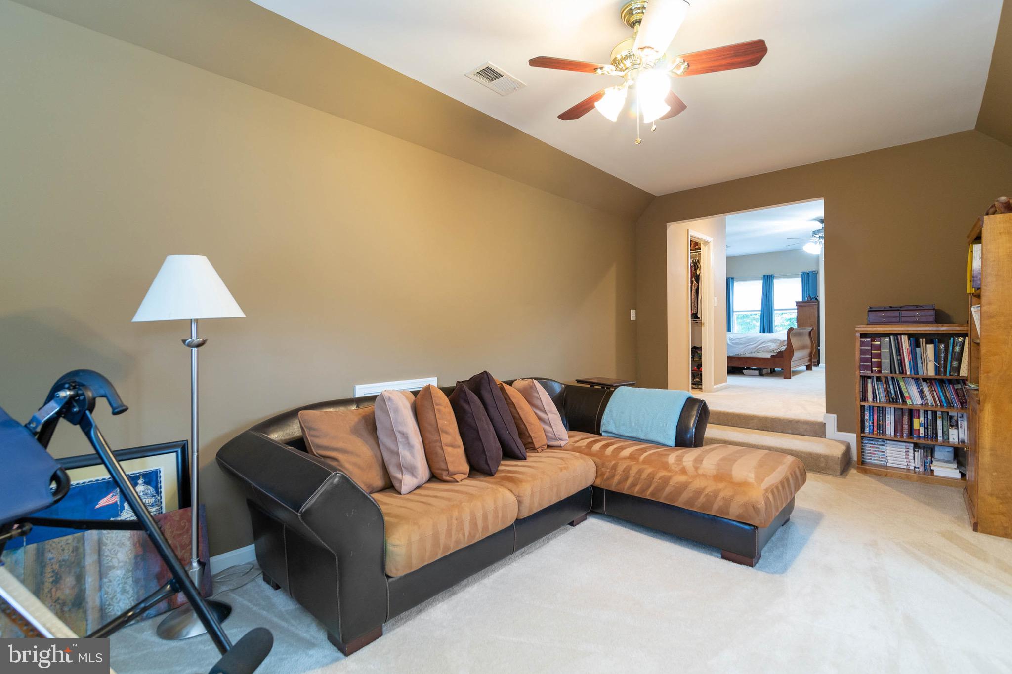 VICTORY LAKES - Residential