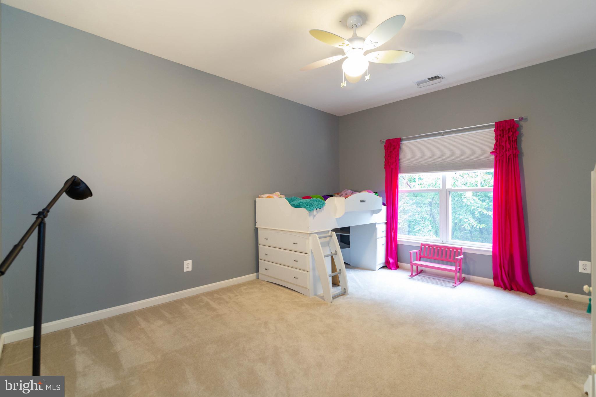 VICTORY LAKES - Residential