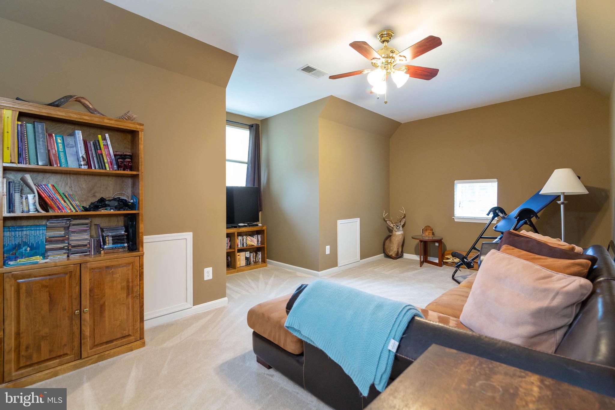 VICTORY LAKES - Residential