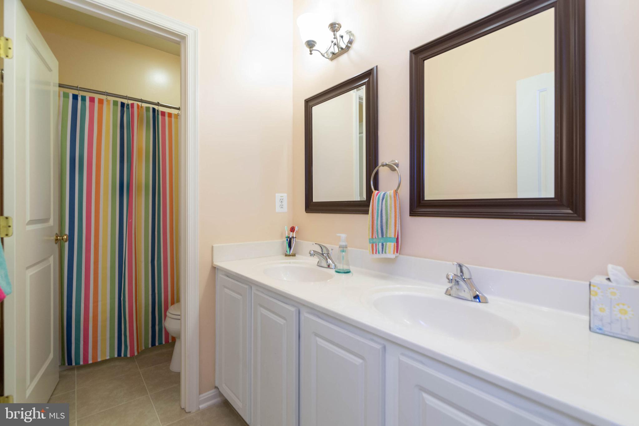 VICTORY LAKES - Residential