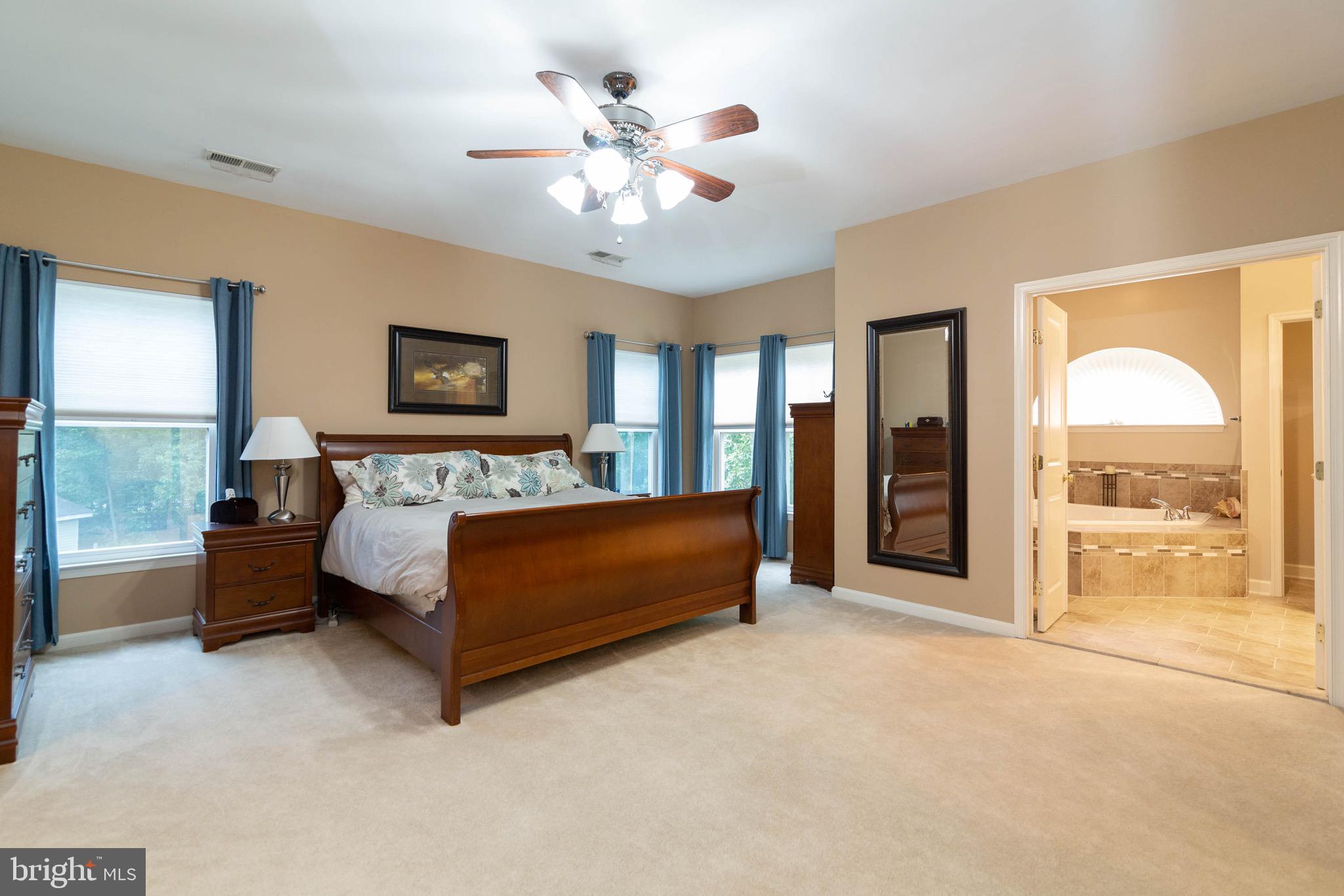 VICTORY LAKES - Residential