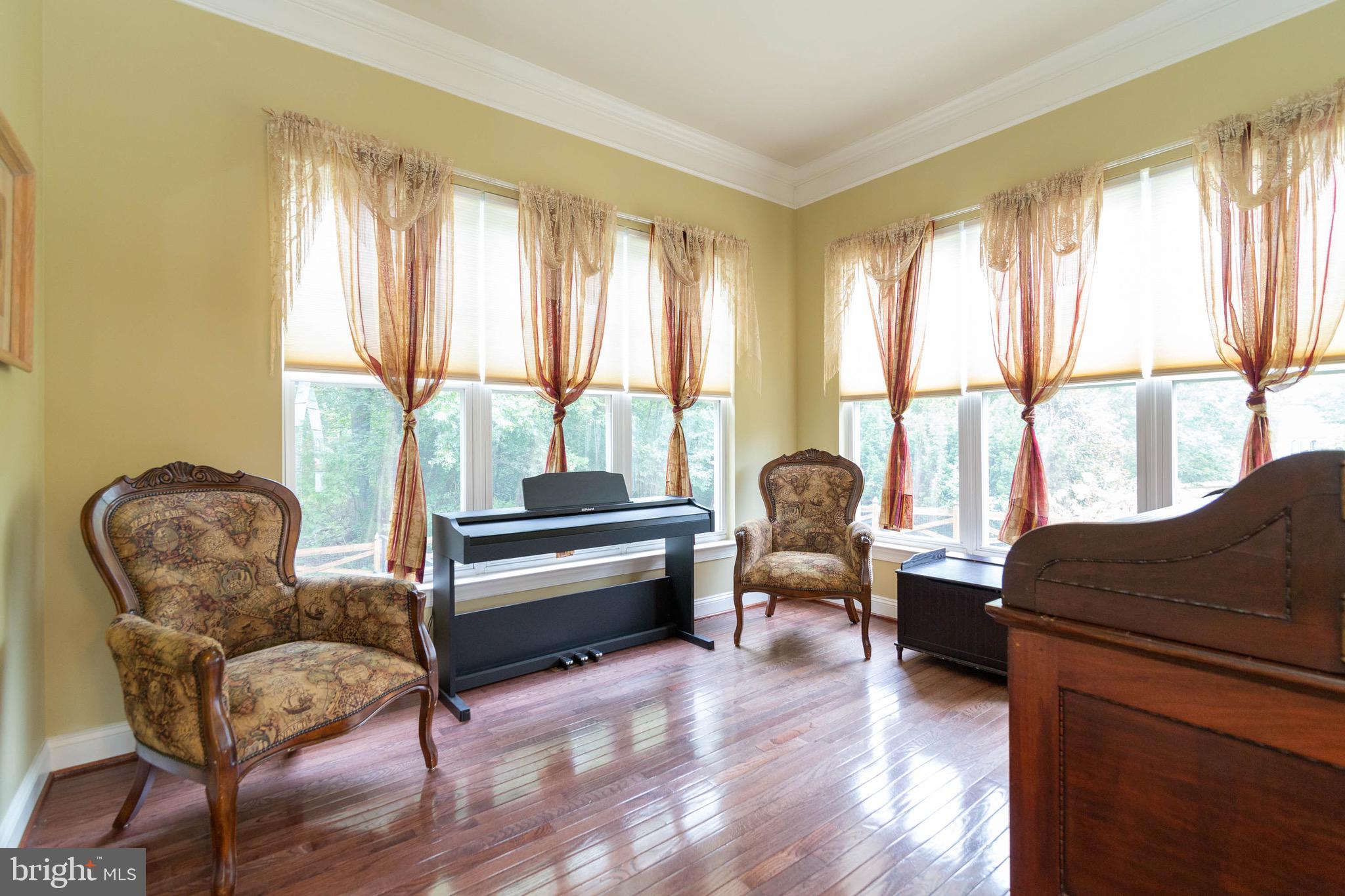 VICTORY LAKES - Residential