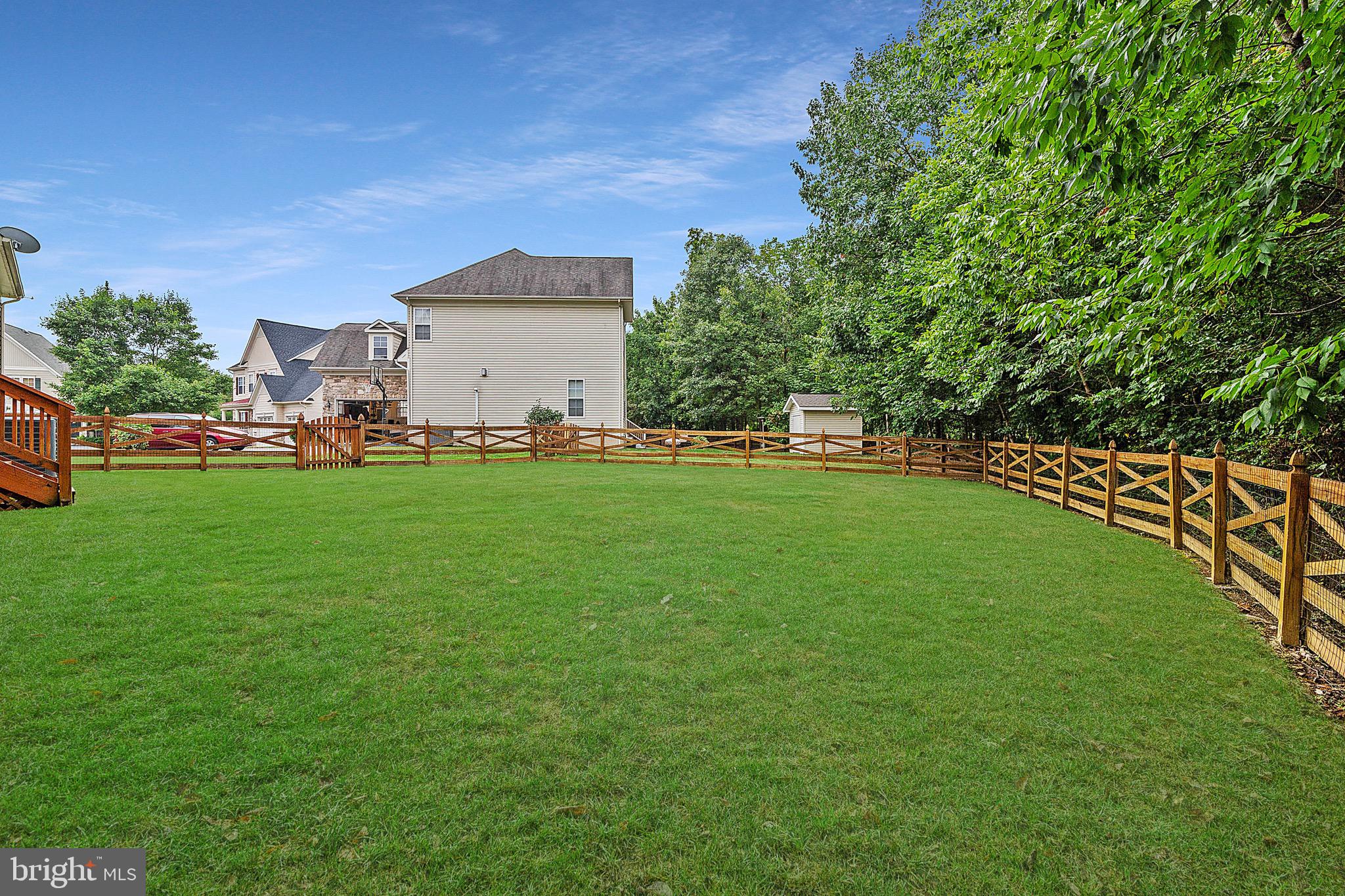 VICTORY LAKES - Residential