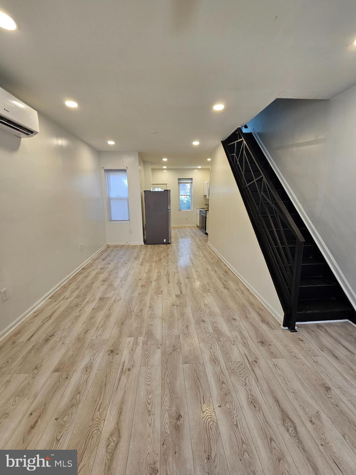 STRAWBERRY MANSION - Residential