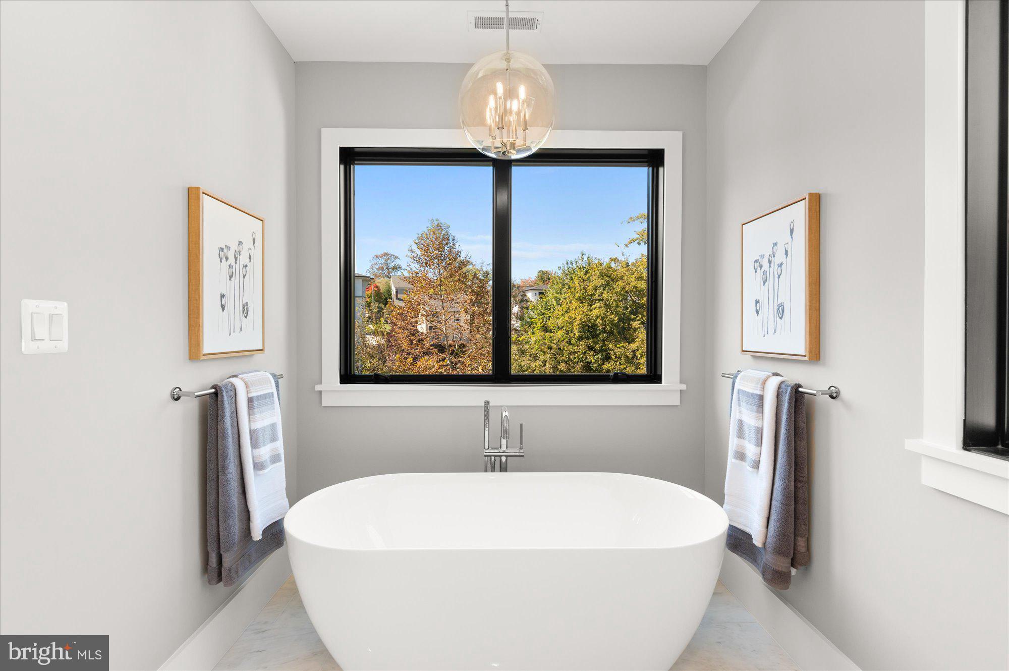 LYON PARK - Residential