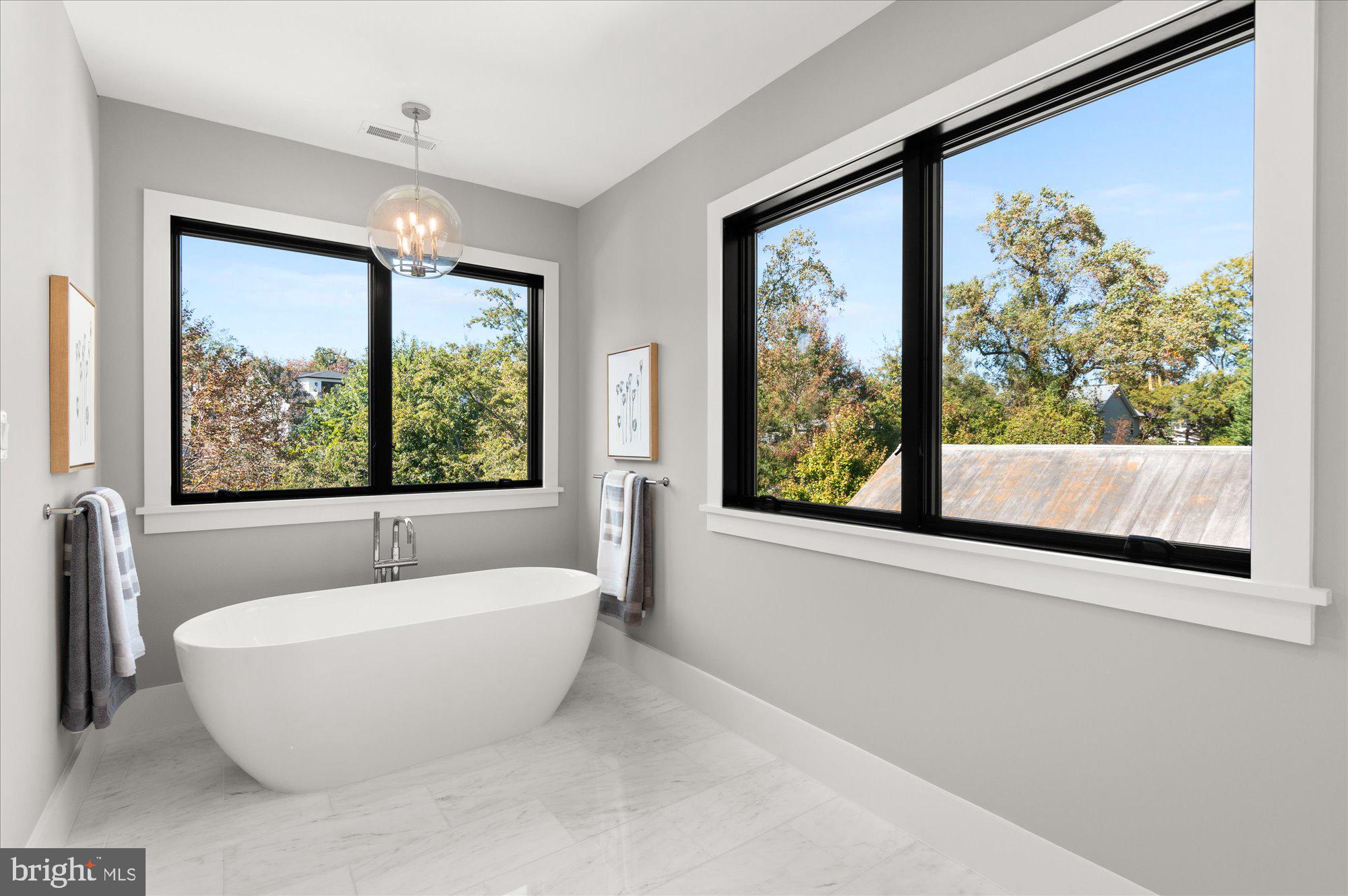 LYON PARK - Residential